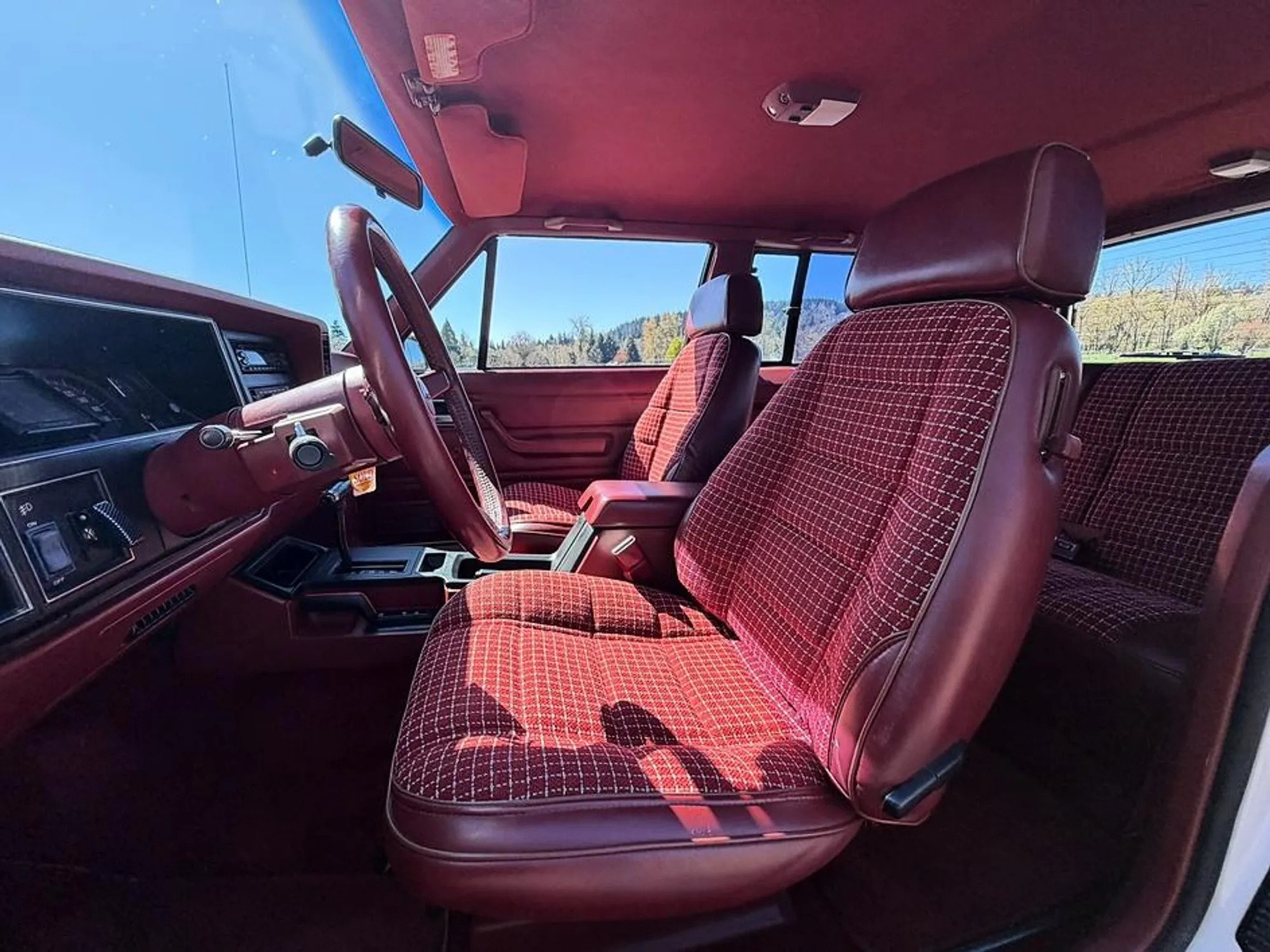 5.3L V8-Powered 1986 Jeep Cherokee Pioneer