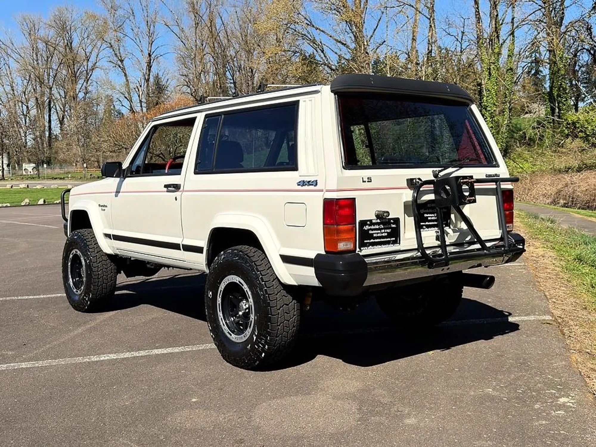5.3L V8-Powered 1986 Jeep Cherokee Pioneer - 4