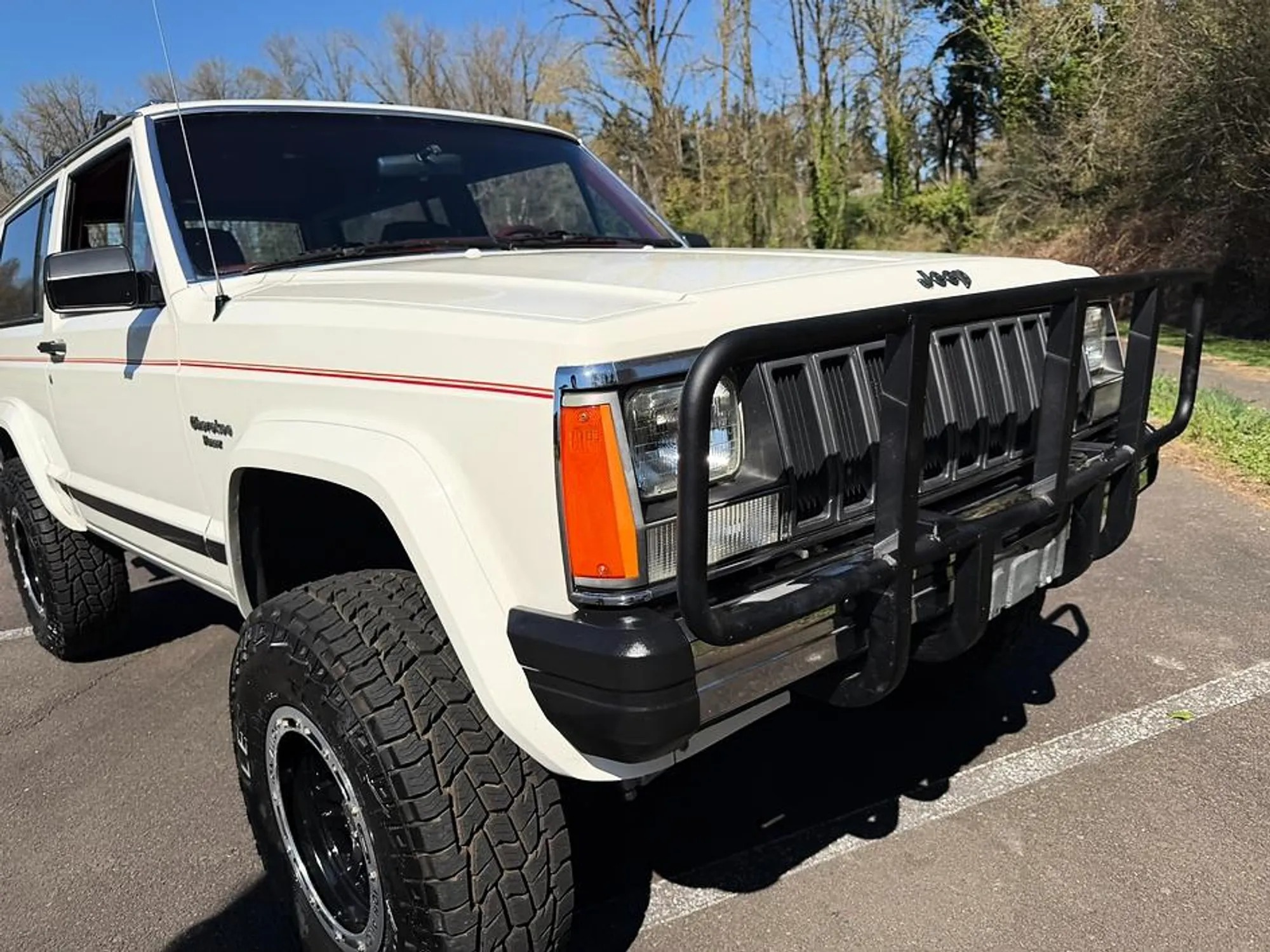 5.3L V8-Powered 1986 Jeep Cherokee Pioneer