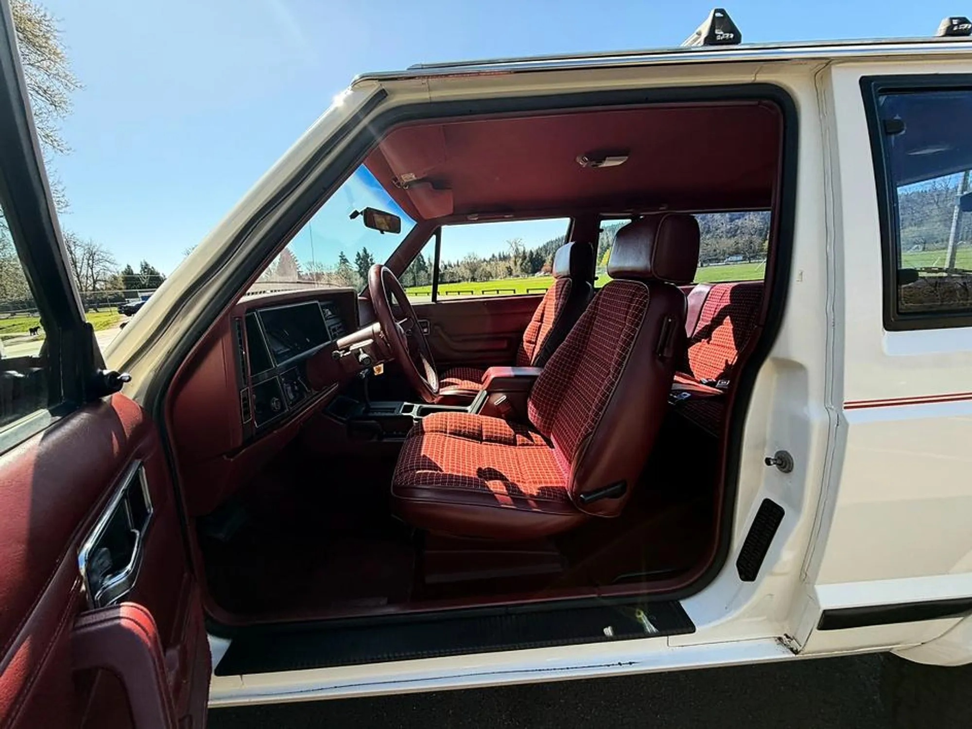 5.3L V8-Powered 1986 Jeep Cherokee Pioneer