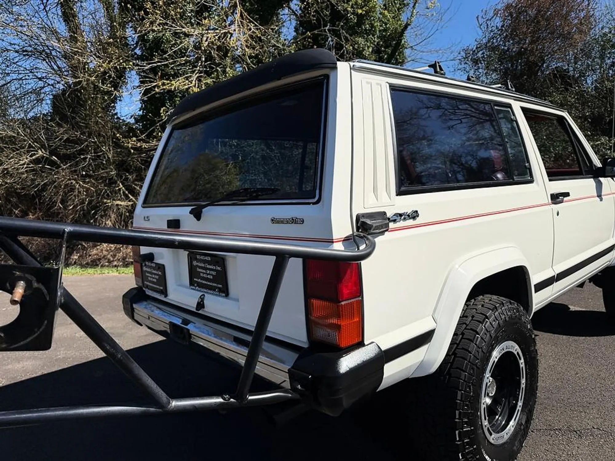 5.3L V8-Powered 1986 Jeep Cherokee Pioneer