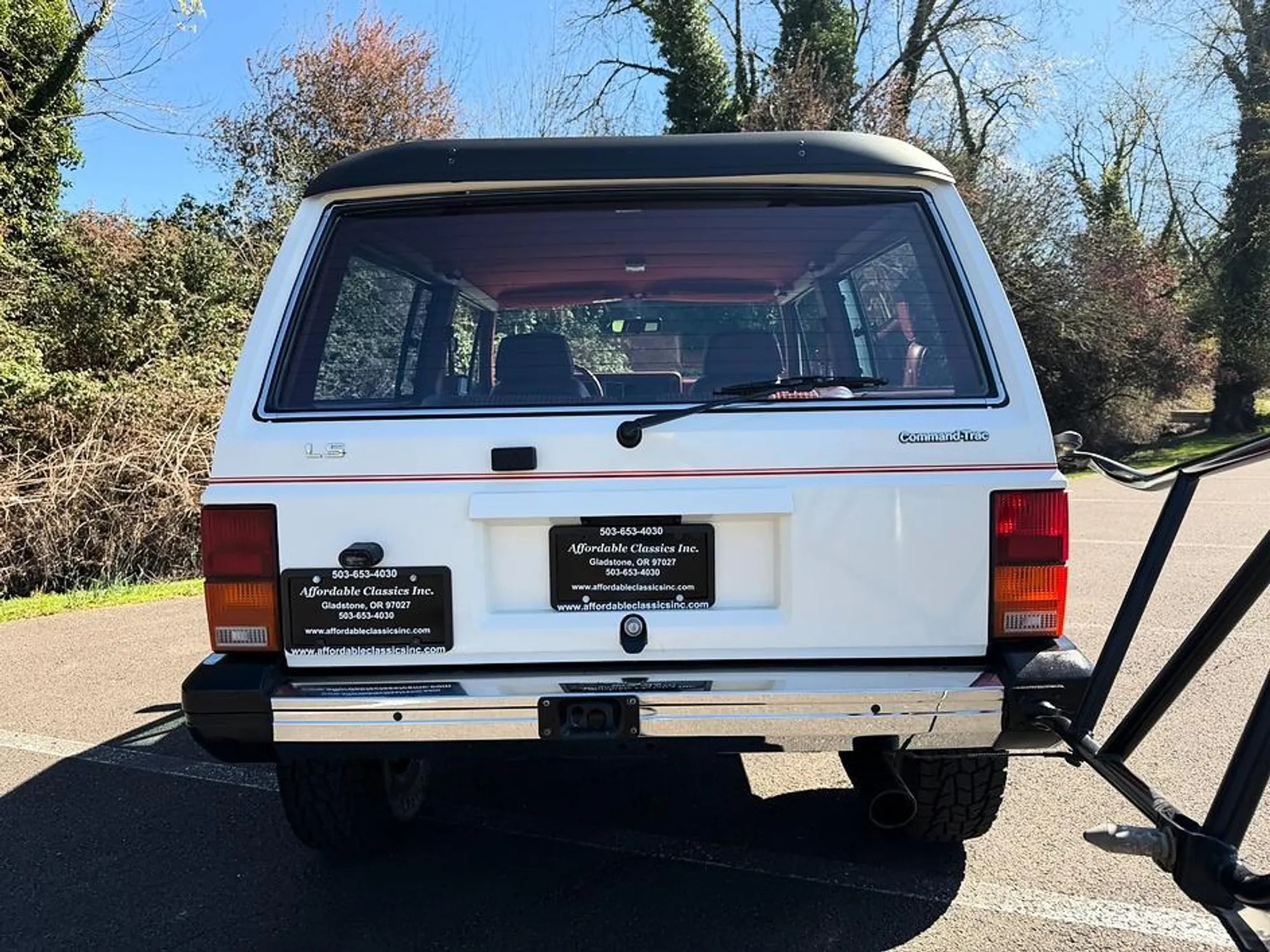 5.3L V8-Powered 1986 Jeep Cherokee Pioneer