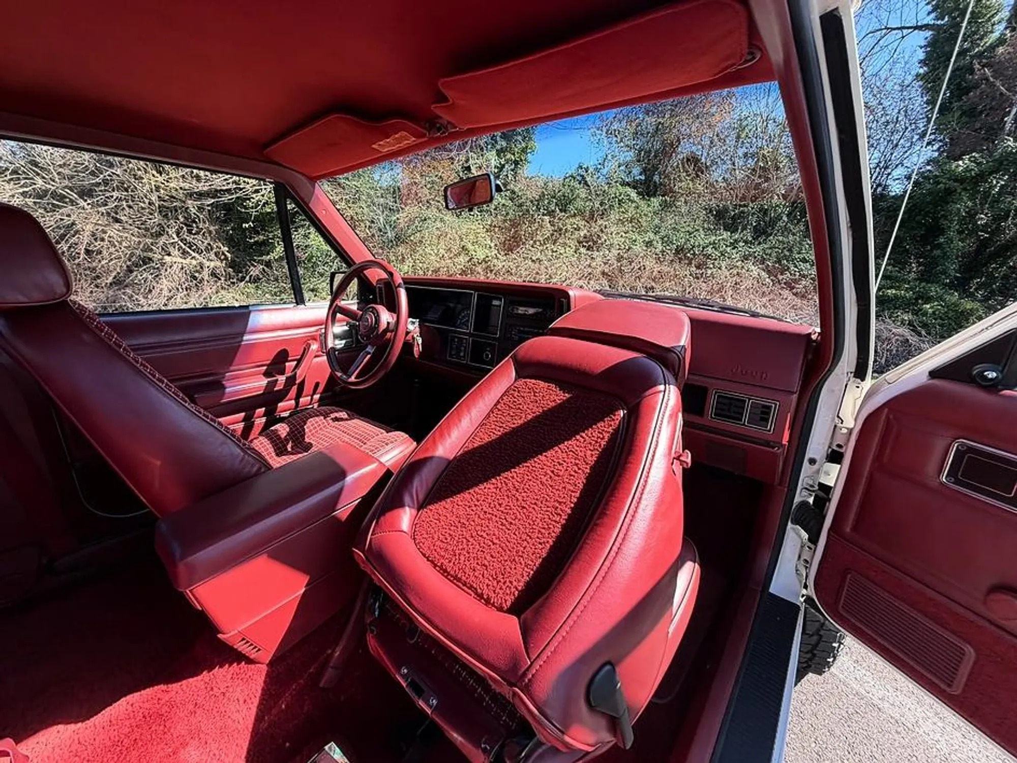 5.3L V8-Powered 1986 Jeep Cherokee Pioneer