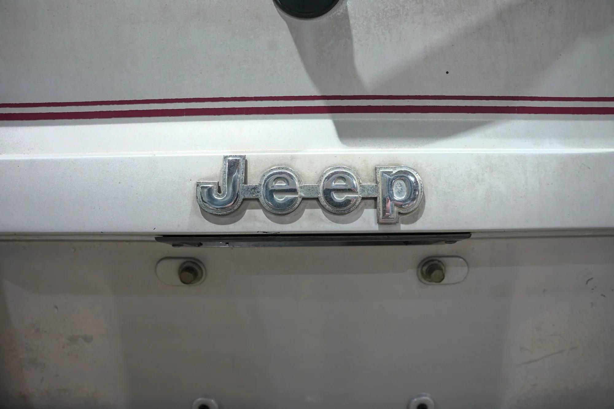 1989 Jeep Cherokee Pioneer