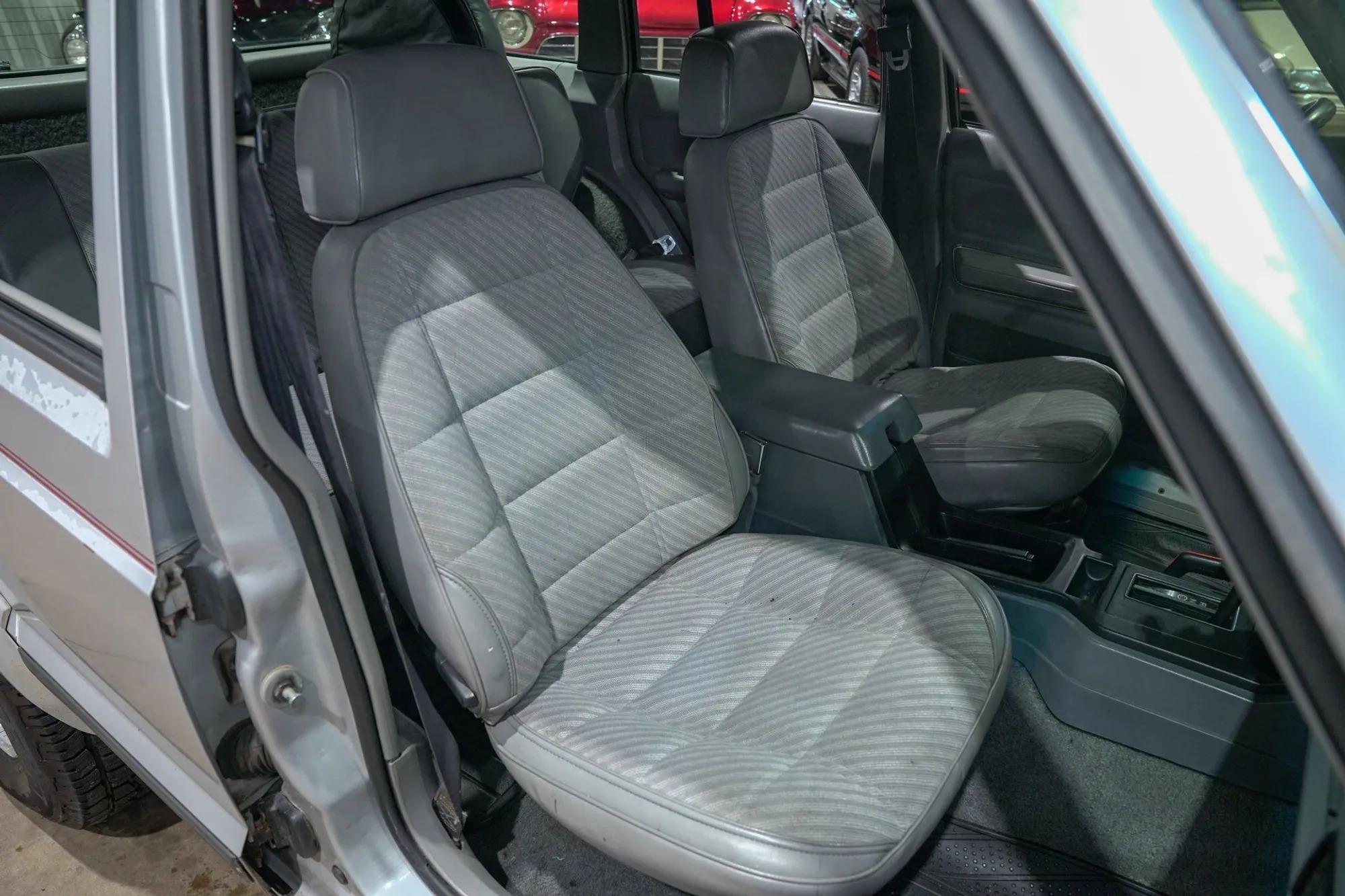 1989 Jeep Cherokee Pioneer