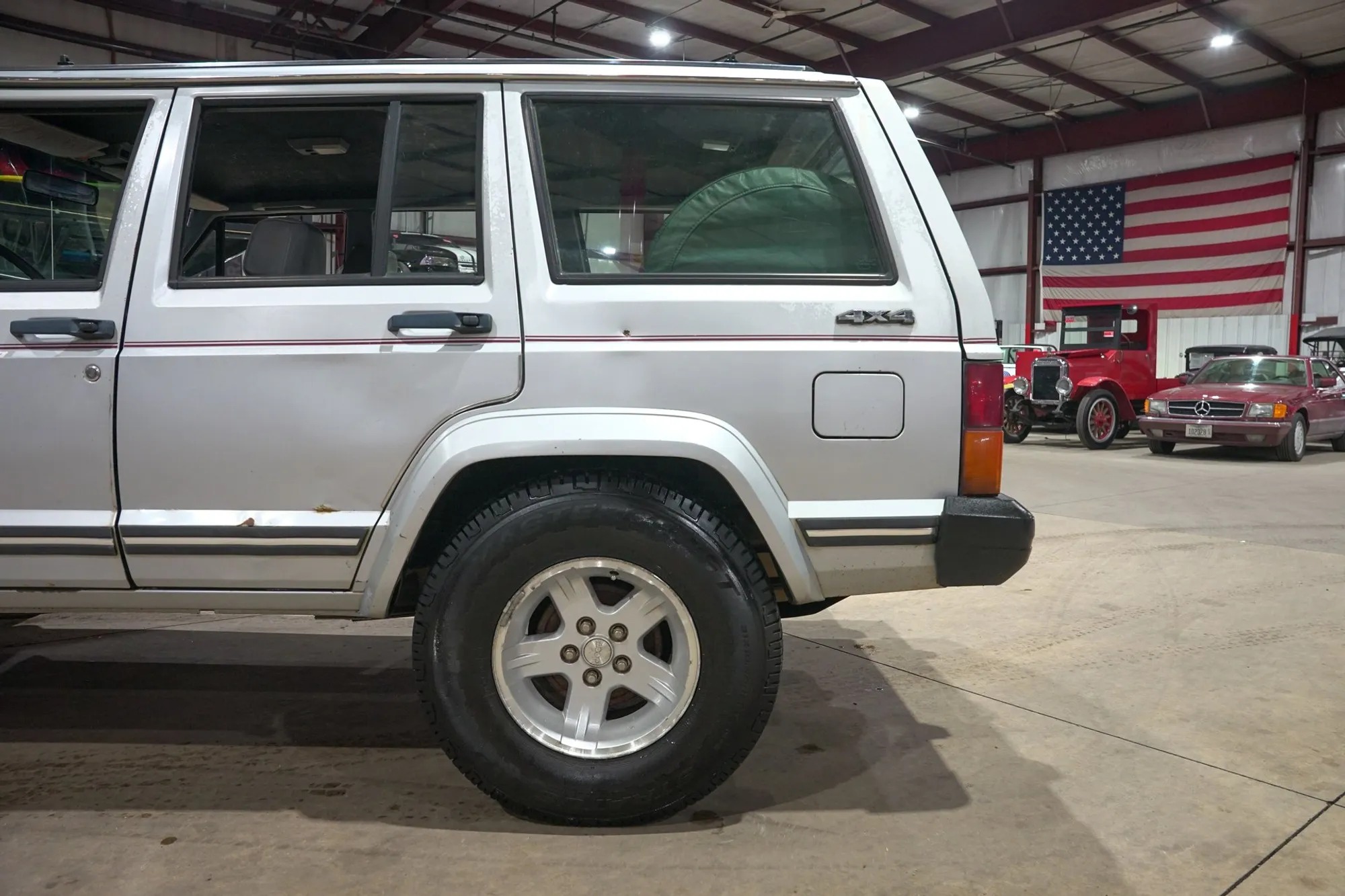 1989 Jeep Cherokee Pioneer