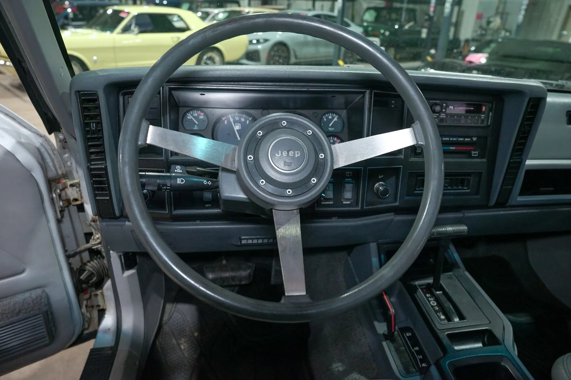 1989 Jeep Cherokee Pioneer