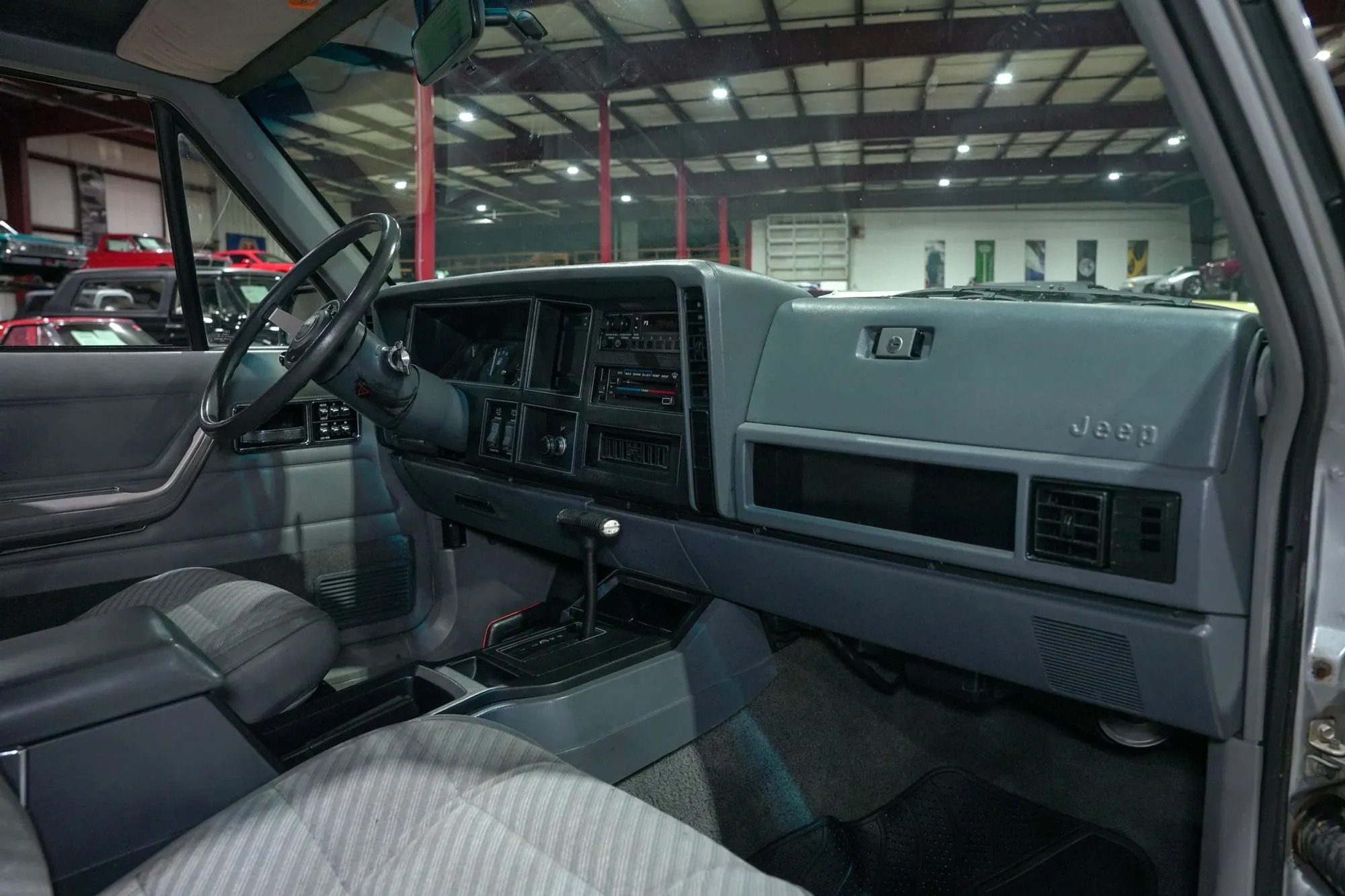 1989 Jeep Cherokee Pioneer