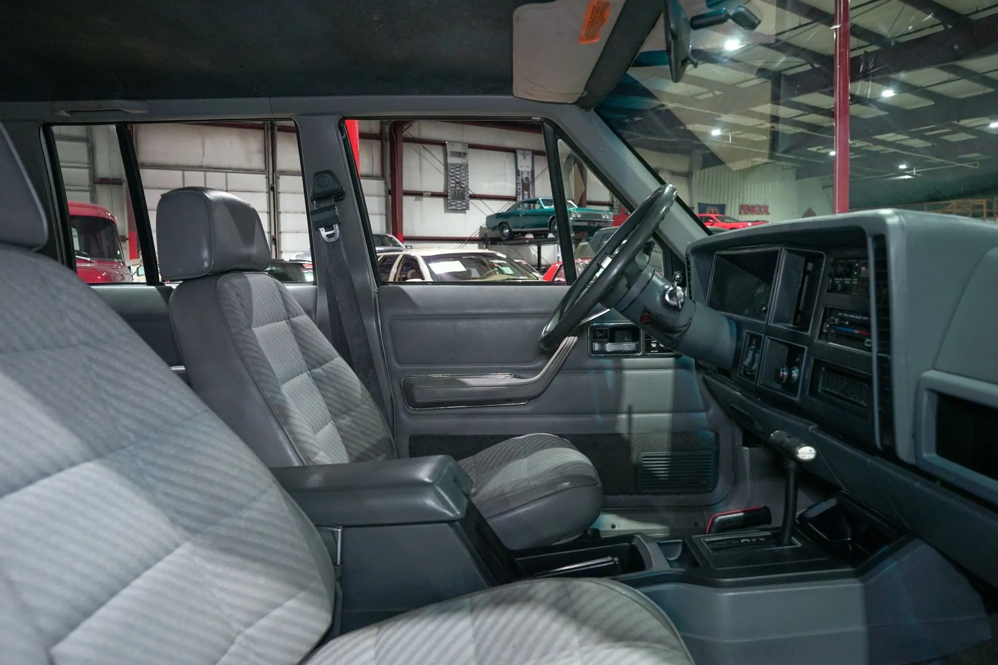 1989 Jeep Cherokee Pioneer