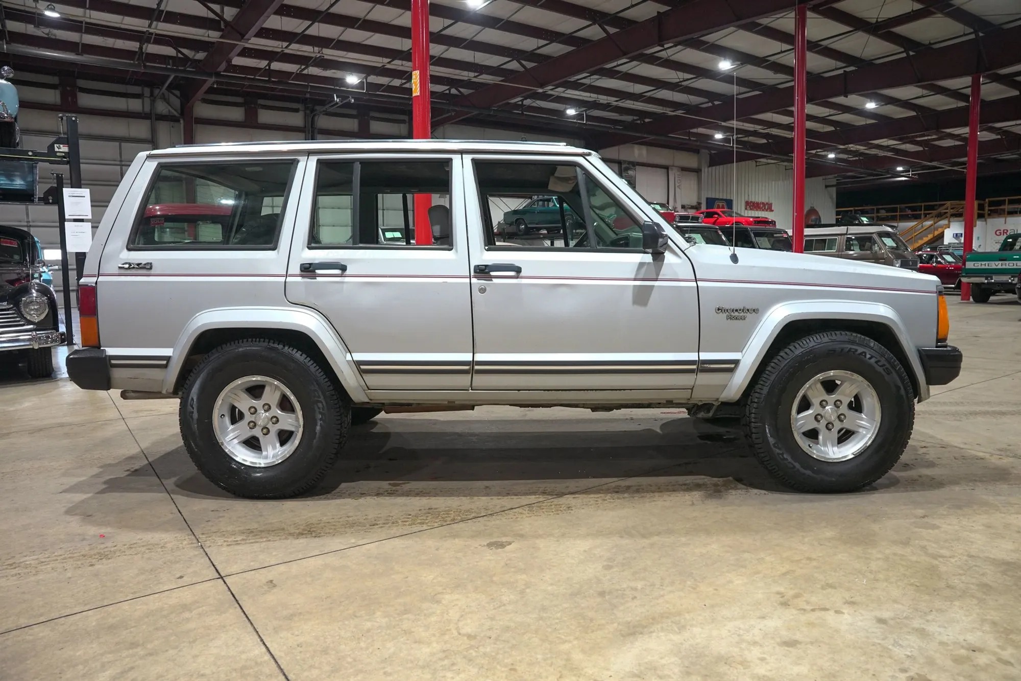 1989 Jeep Cherokee Pioneer