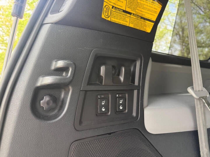 2012 Toyota Sequoia Platinum