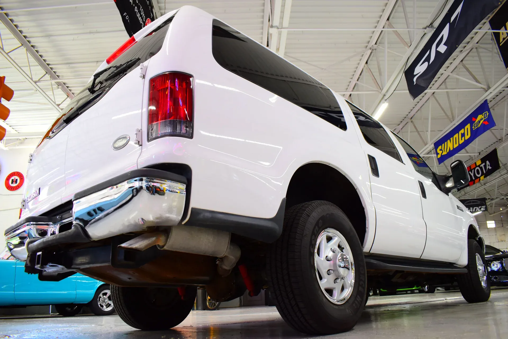 2004 Ford Excursion XLT 4X4