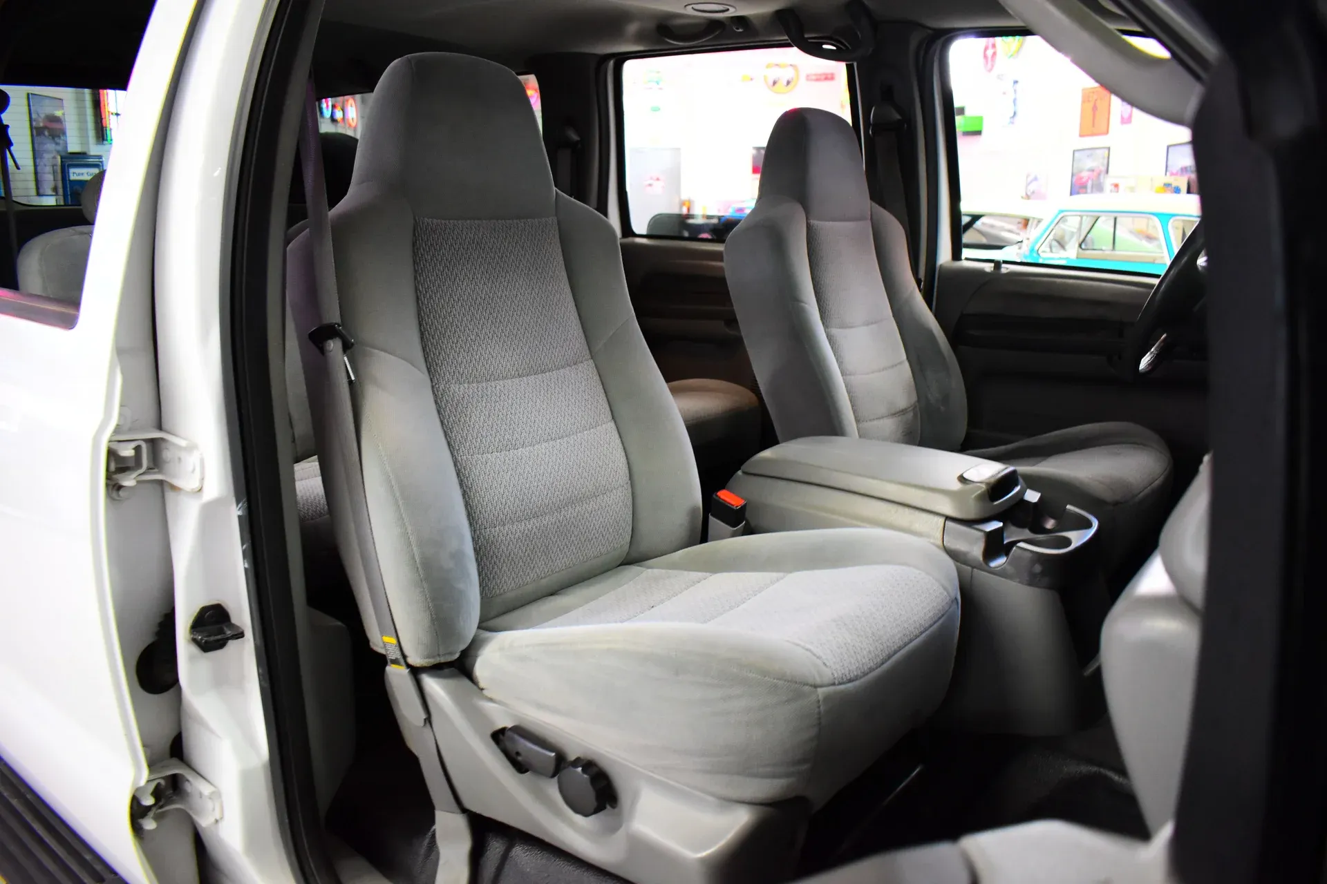 2004 Ford Excursion XLT 4X4