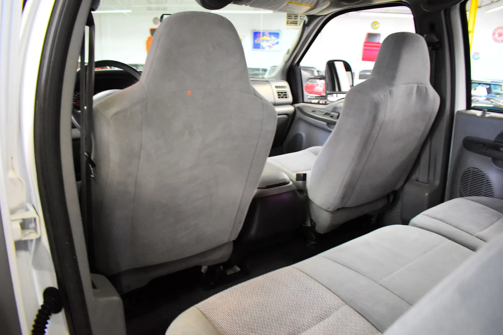 2004 Ford Excursion XLT 4X4