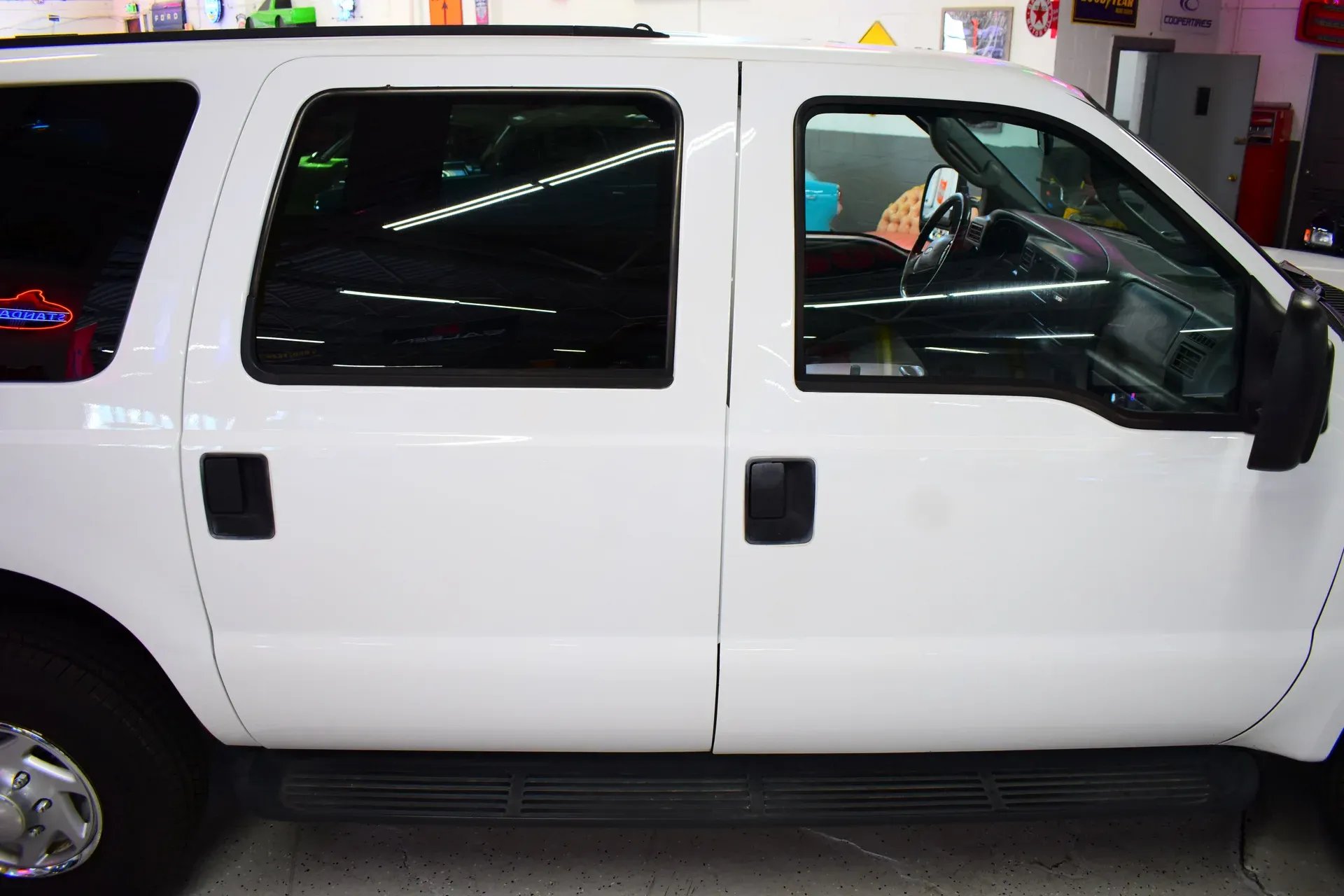 2004 Ford Excursion XLT 4X4