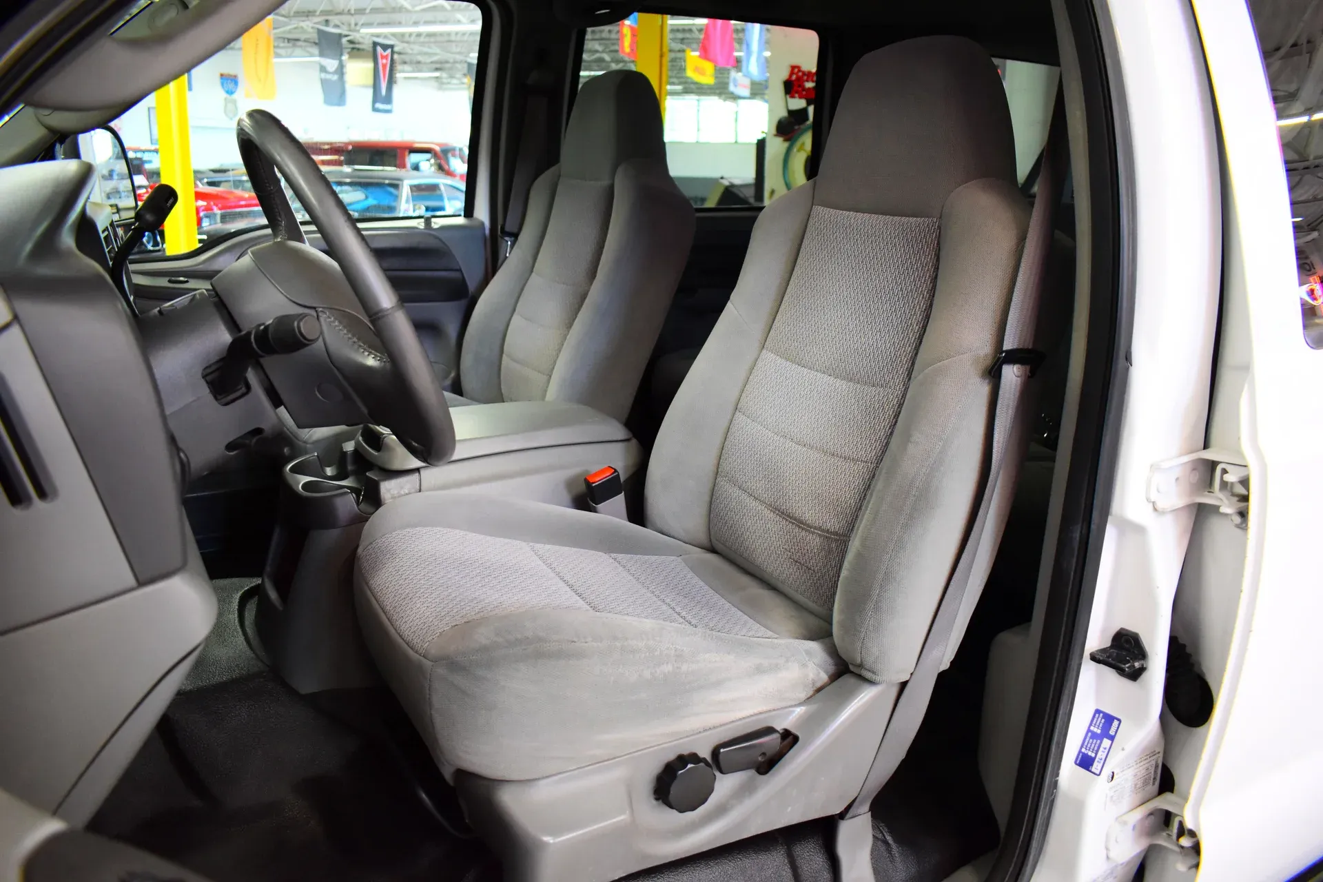 2004 Ford Excursion XLT 4X4