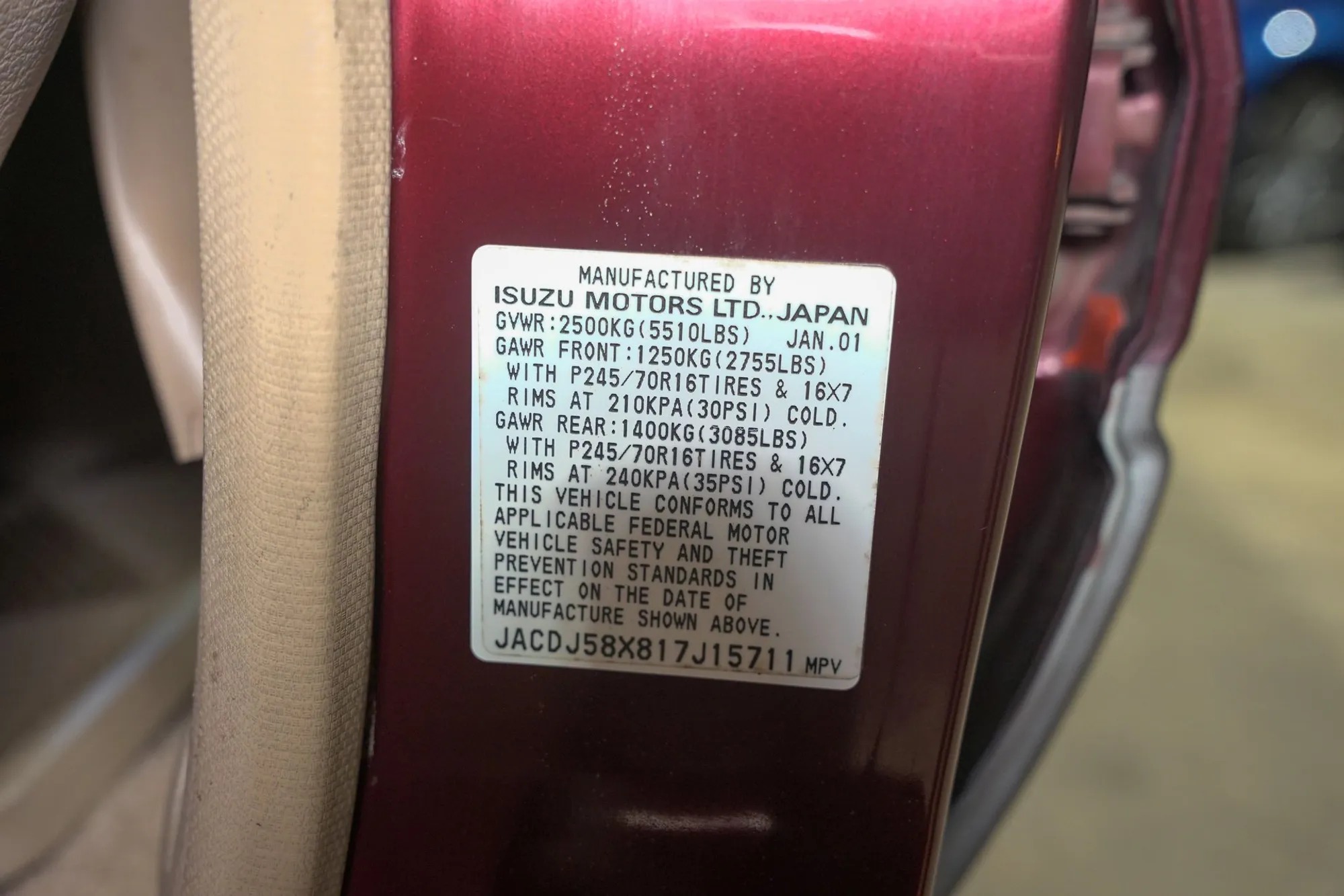 2001 Isuzu Trooper S