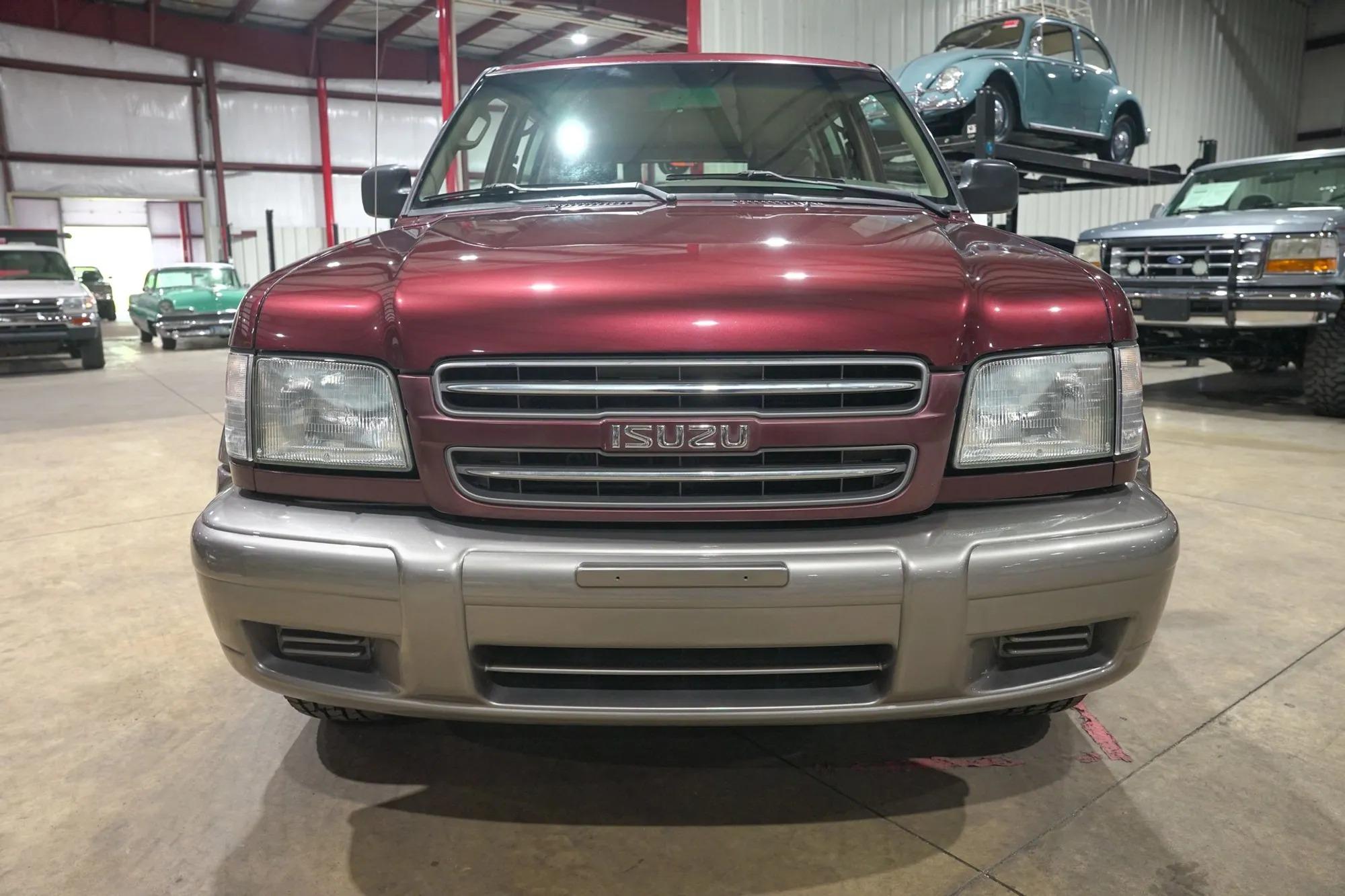 2001 Isuzu Trooper S