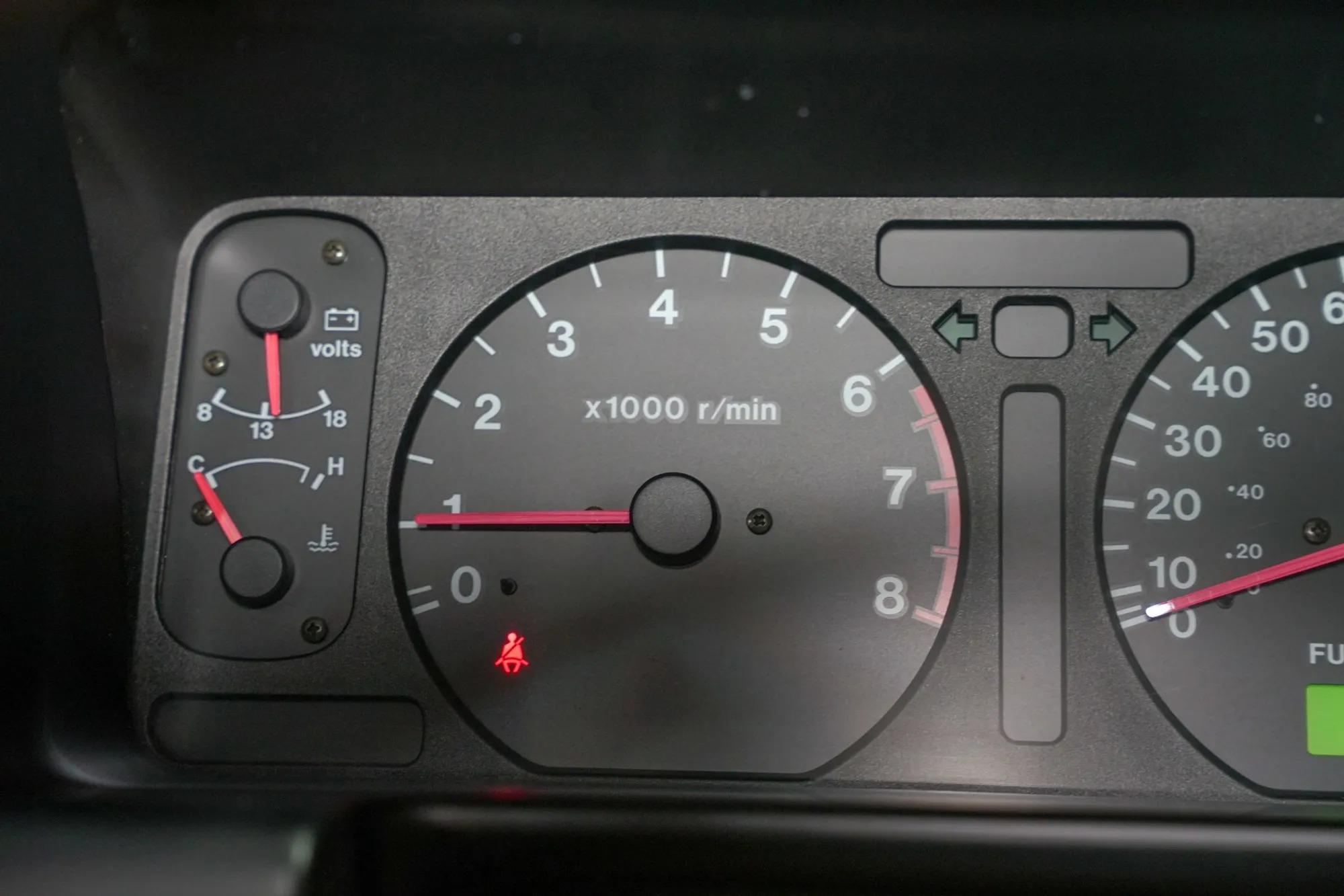 2001 Isuzu Trooper S