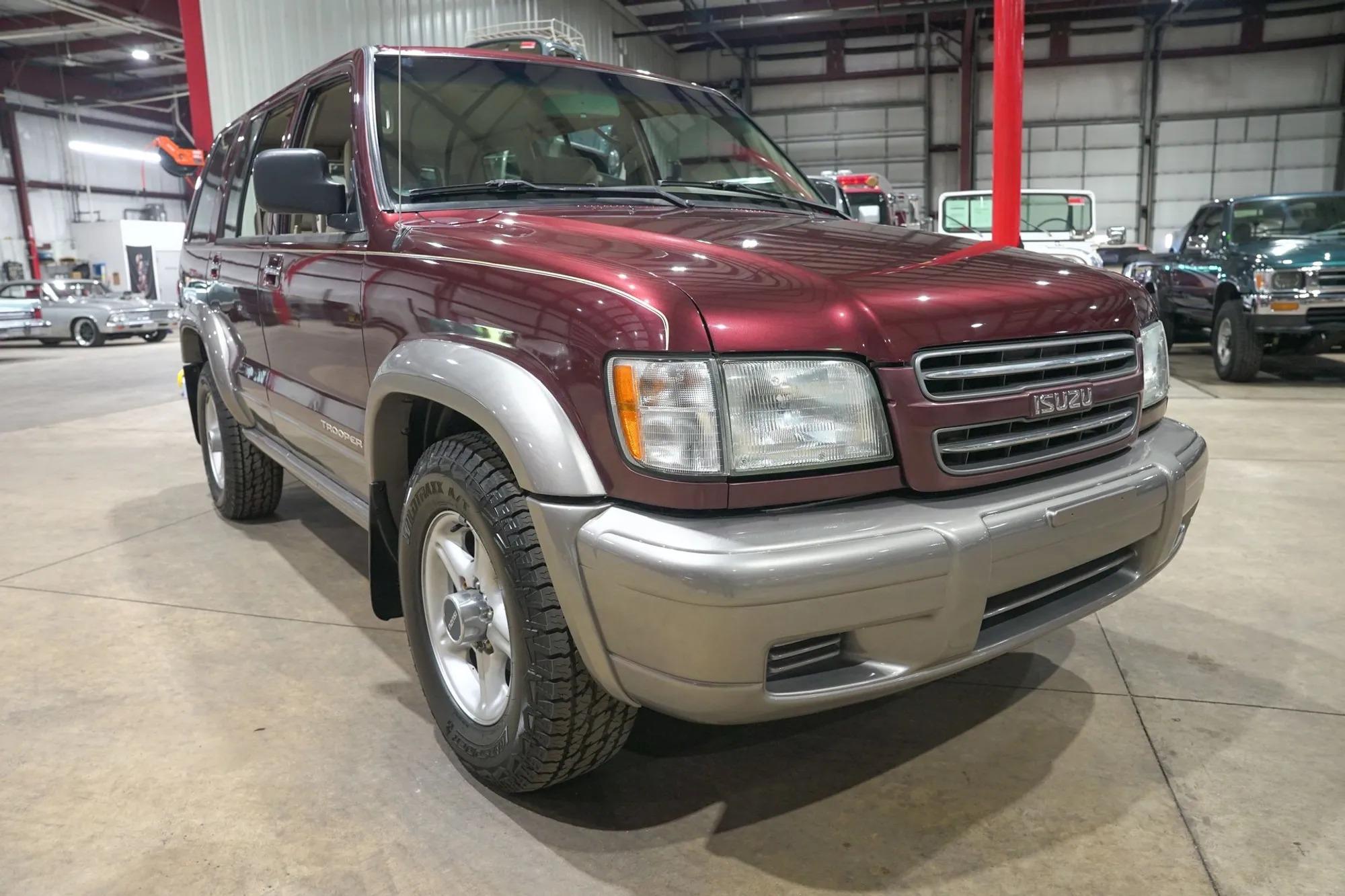 2001 Isuzu Trooper S
