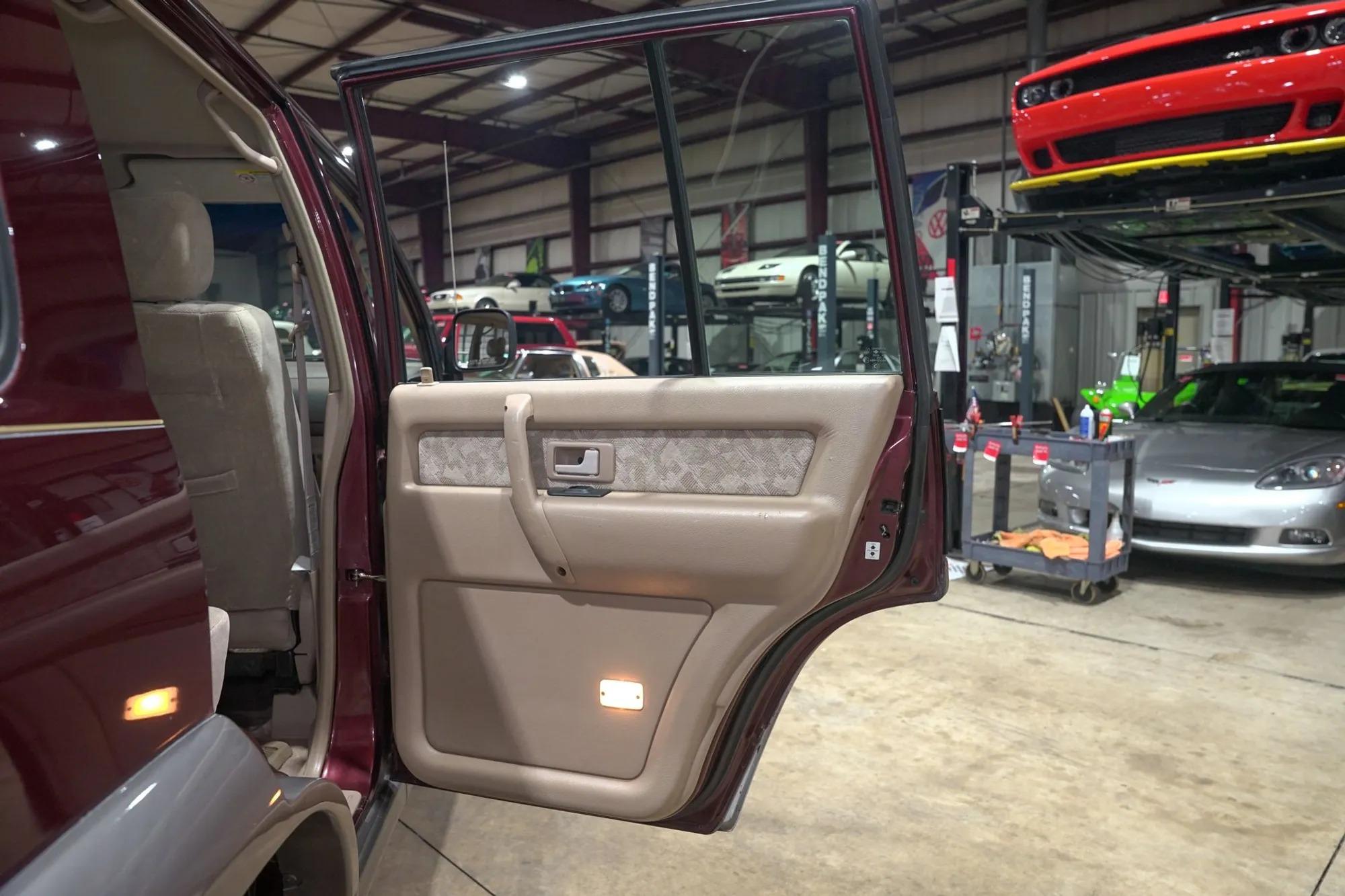 2001 Isuzu Trooper S