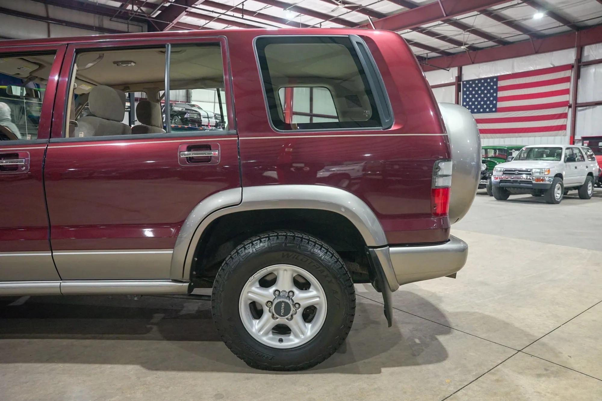 2001 Isuzu Trooper S