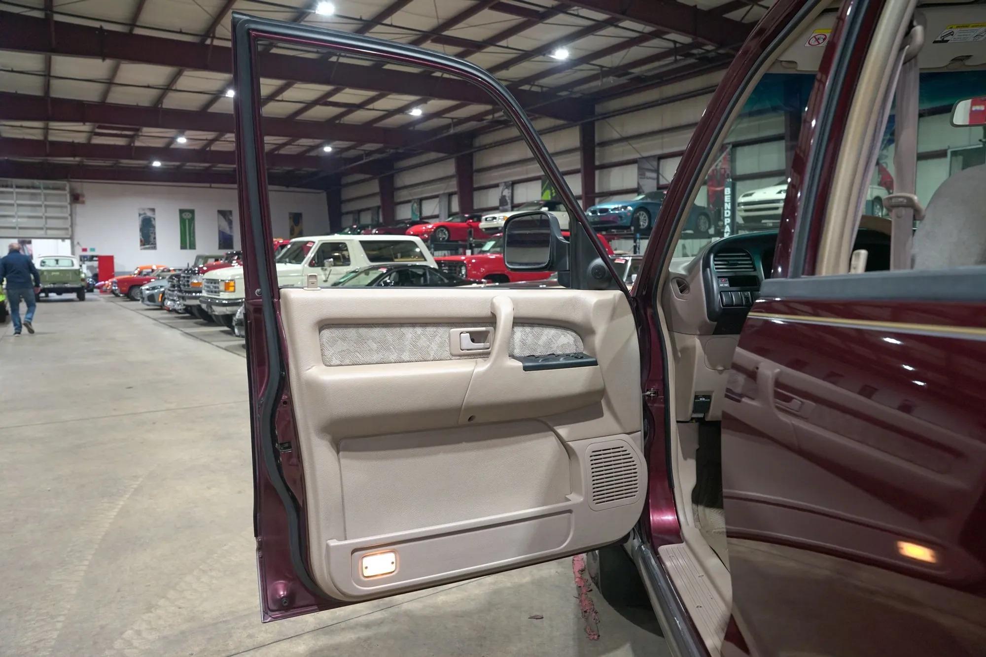 2001 Isuzu Trooper S