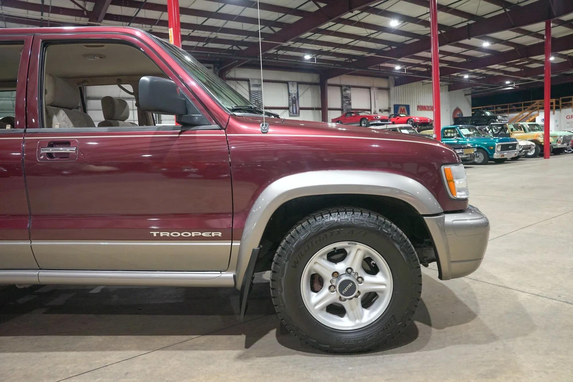 2001 Isuzu Trooper S