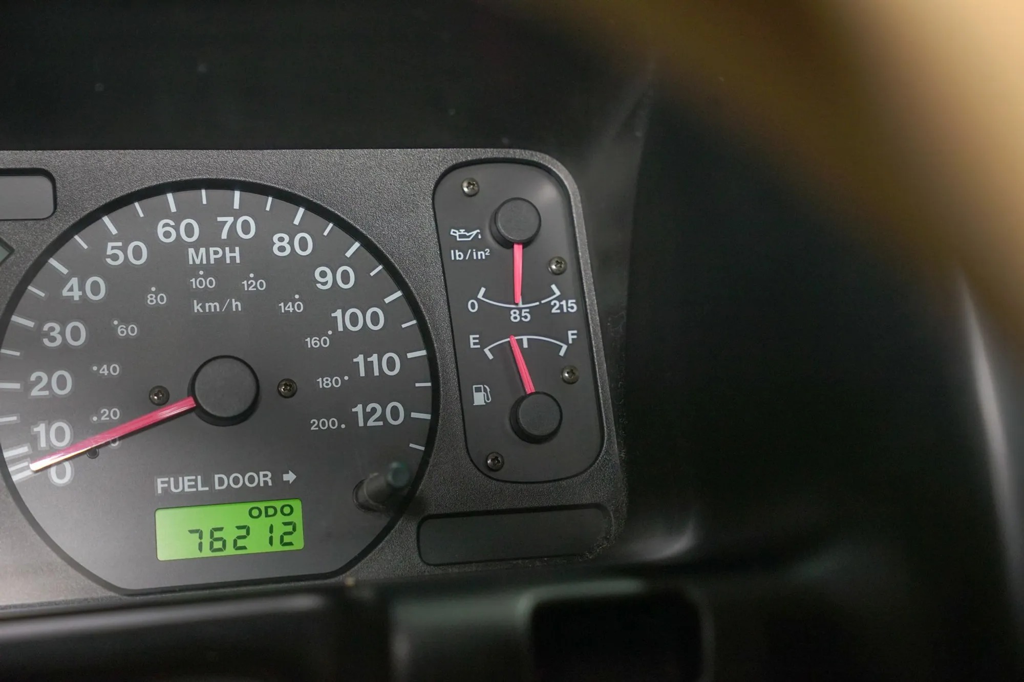 2001 Isuzu Trooper S