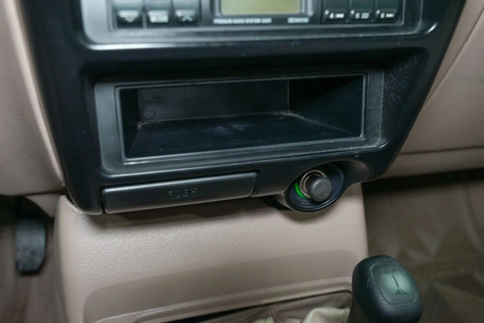 2001 Isuzu Trooper S