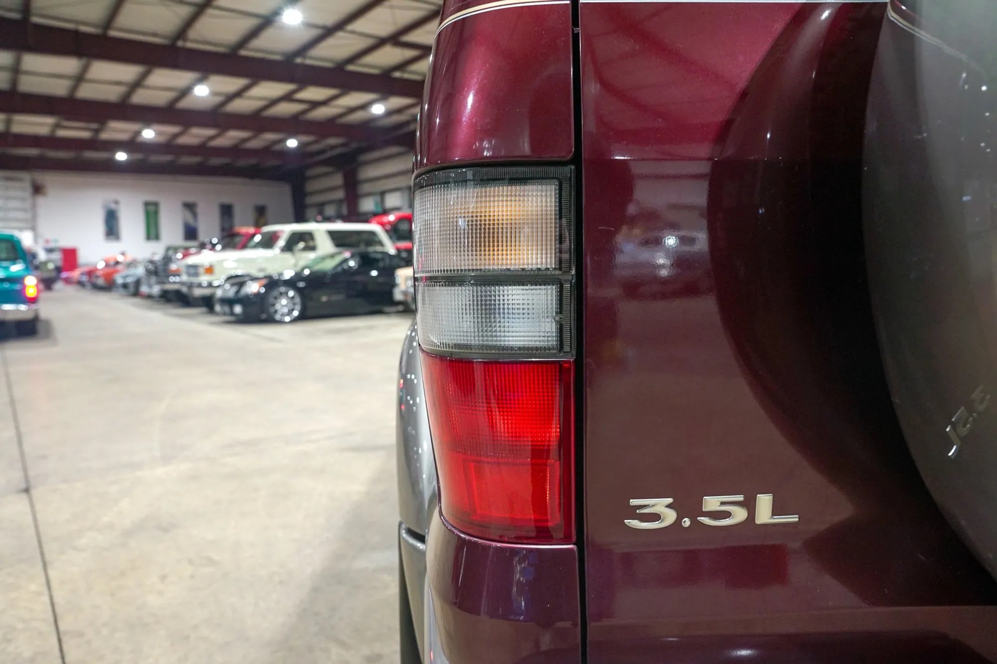 2001 Isuzu Trooper S