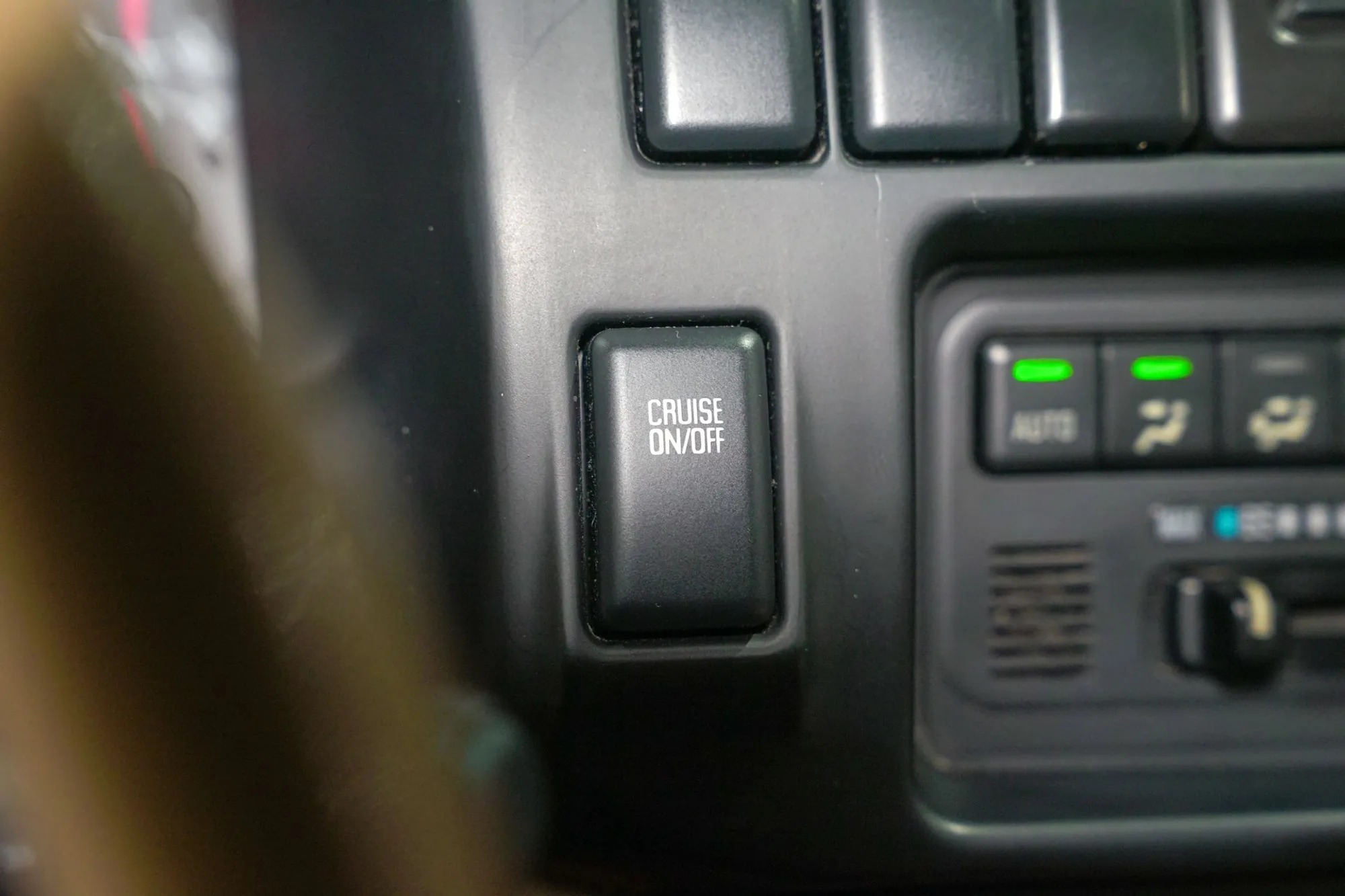 2001 Isuzu Trooper S