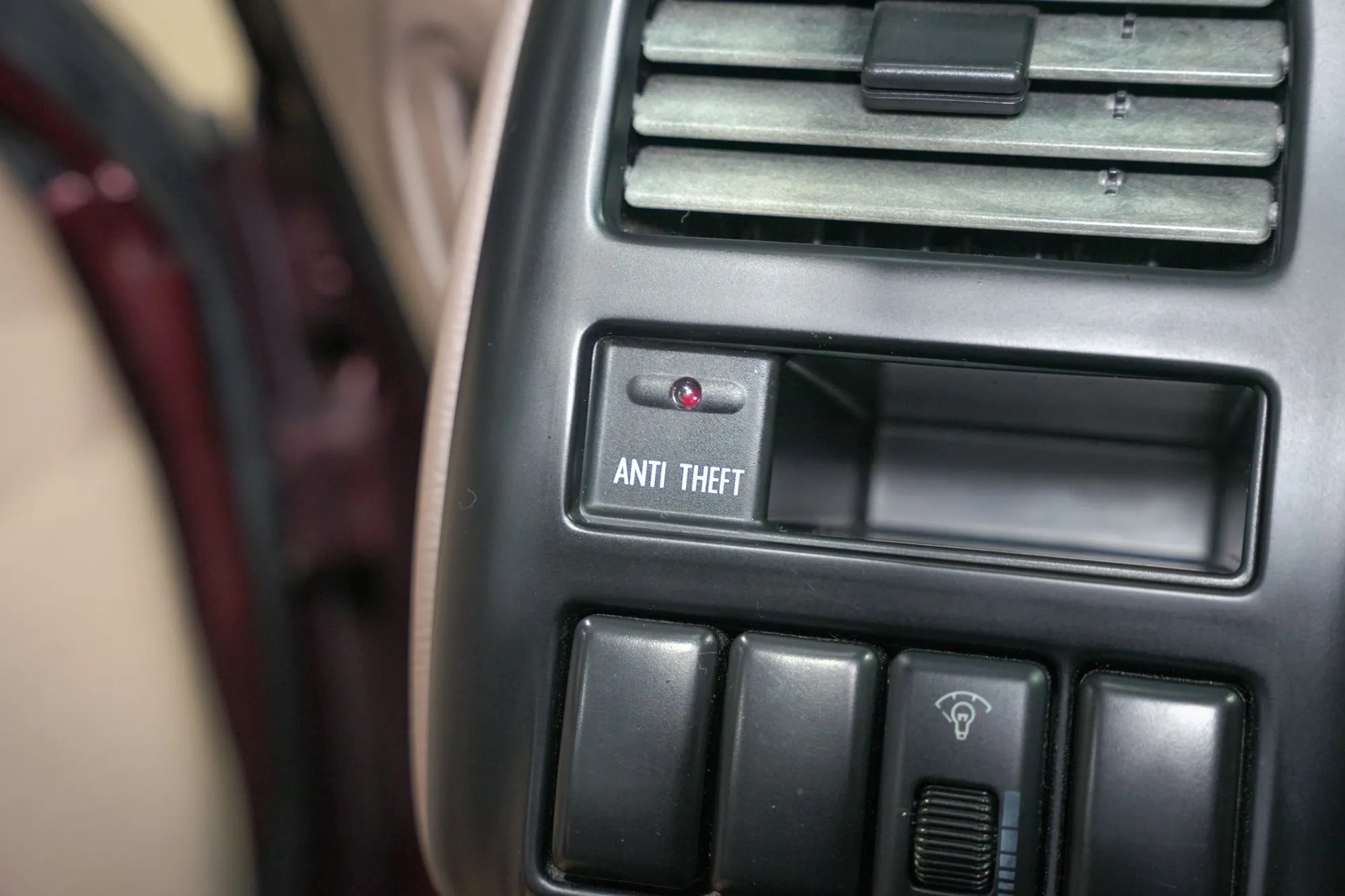 2001 Isuzu Trooper S