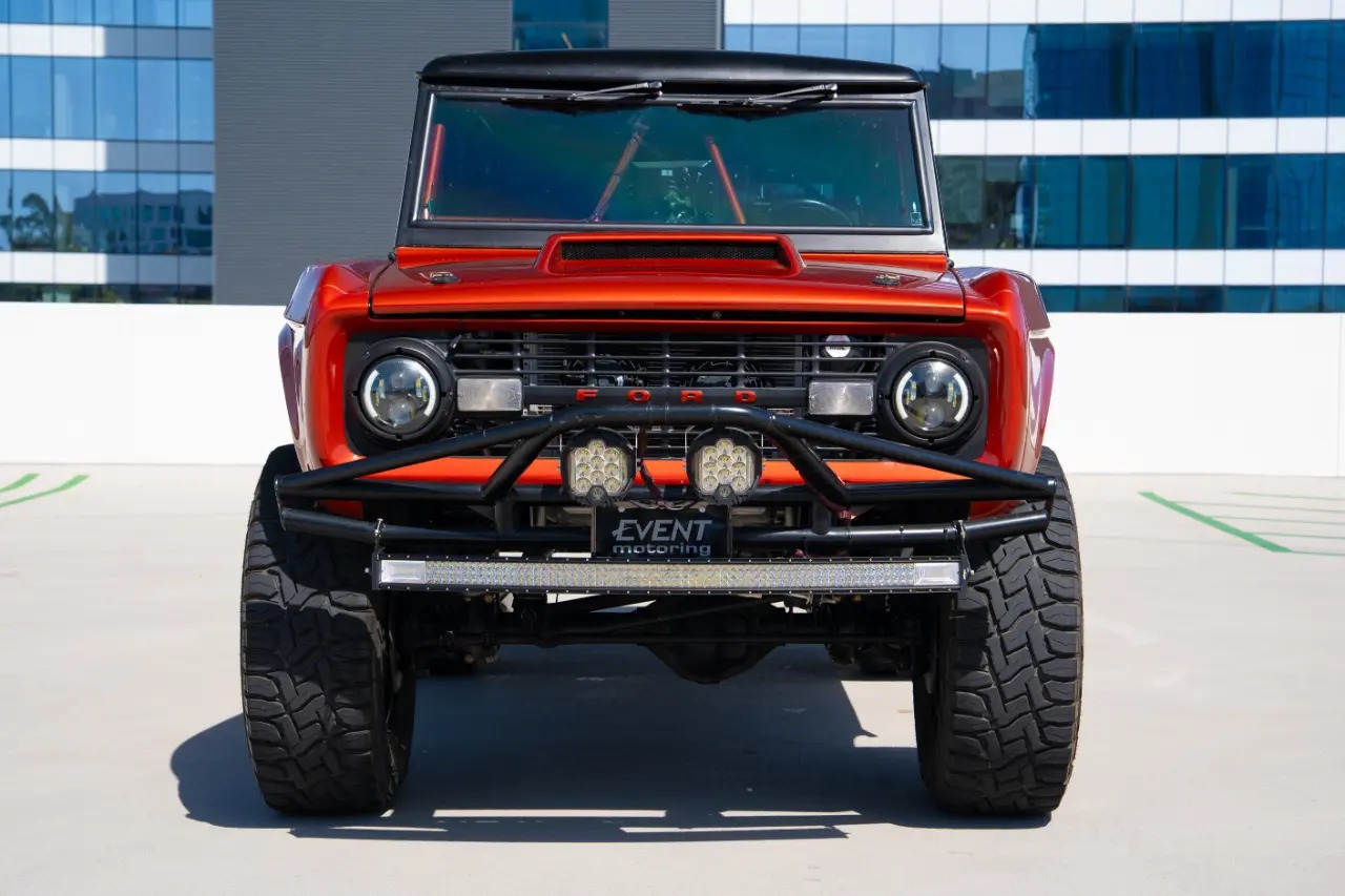 1971 Ford Bronco - 2