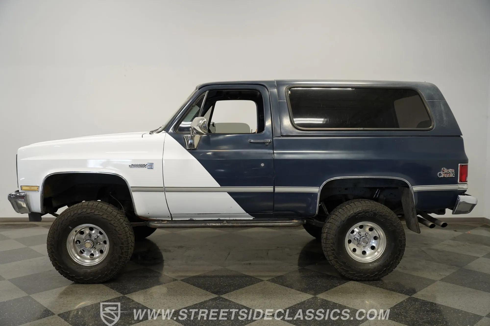 1988 GMC Jimmy 4×4 - 3