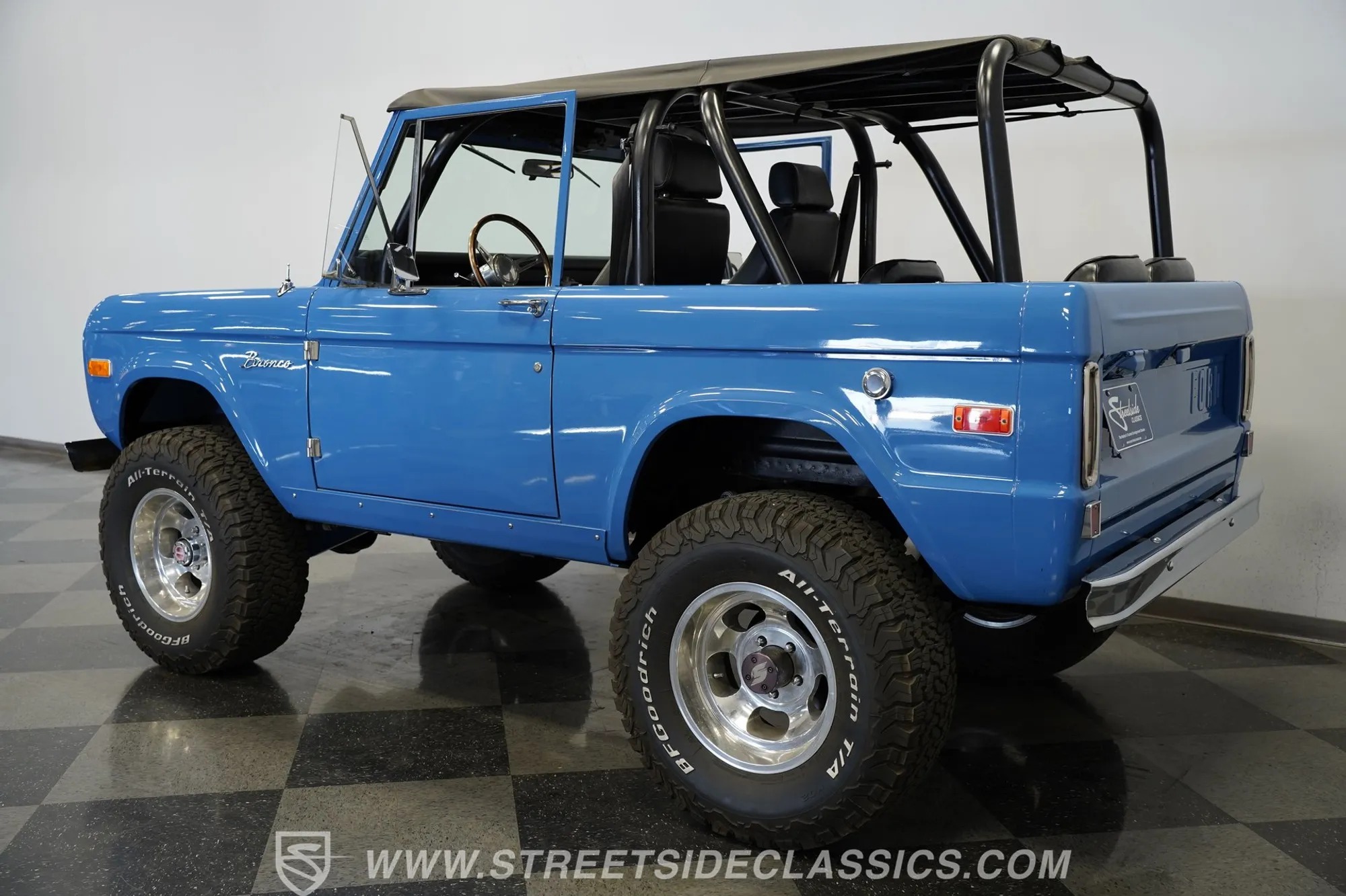 1970 Ford Bronco - 5
