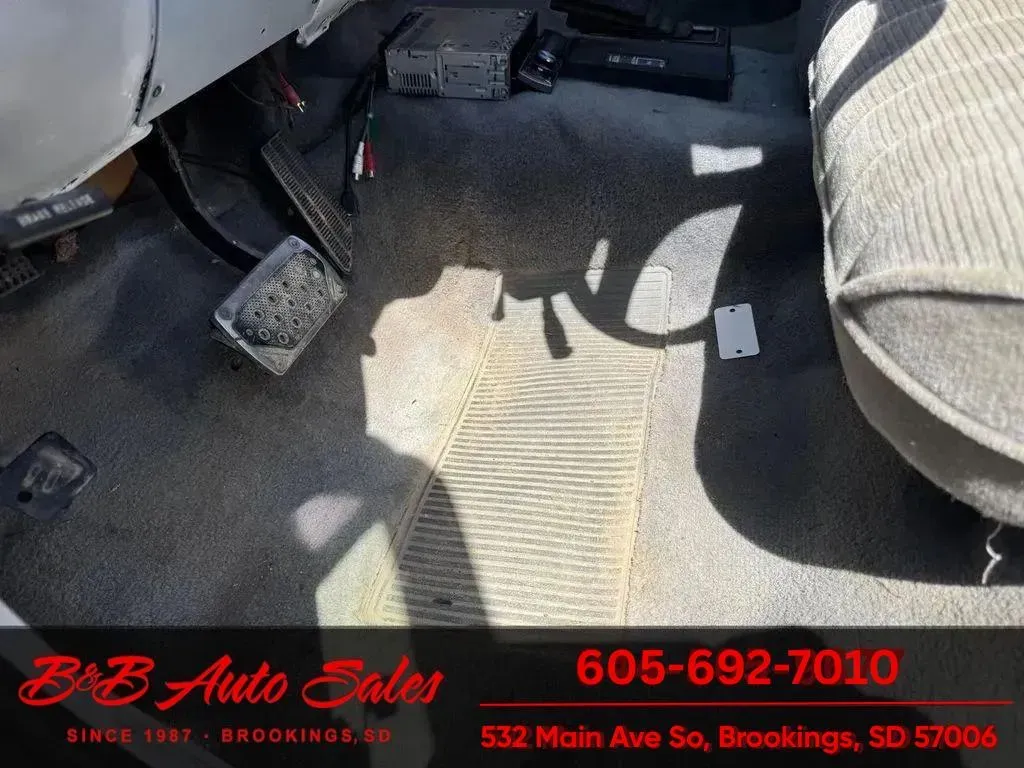 1987 GMC V1500 4×4 - 5