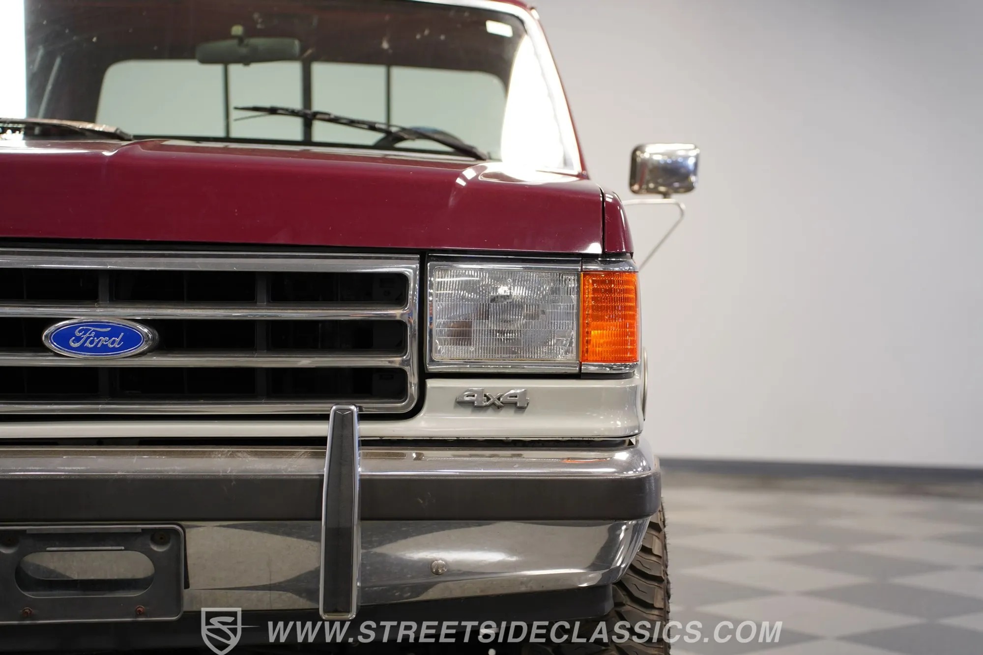 1990 Ford F-150 XLT Lariat
