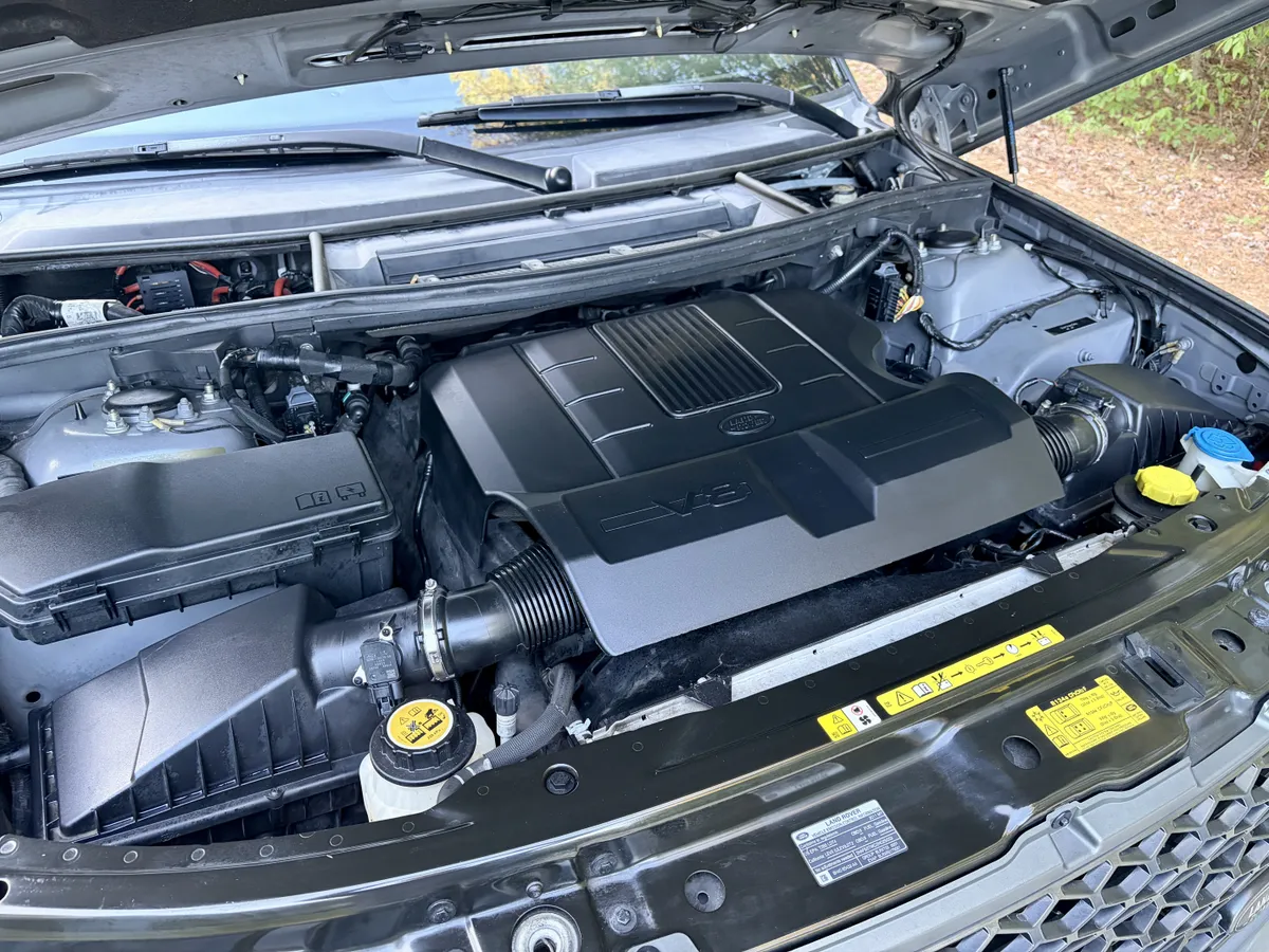 2011 Land Rover Range Rover HSE