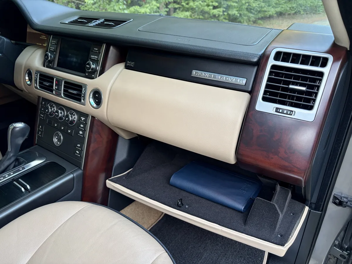 2011 Land Rover Range Rover HSE