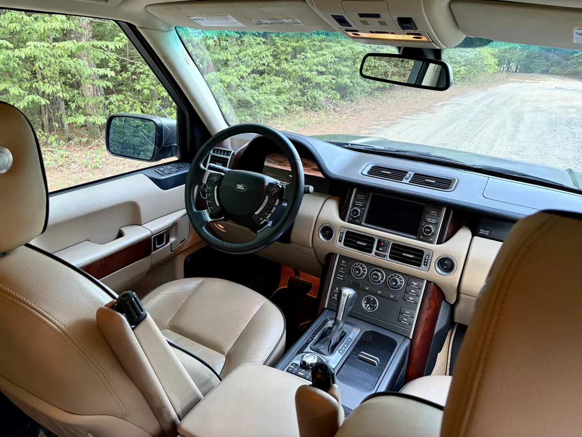 2011 Land Rover Range Rover HSE