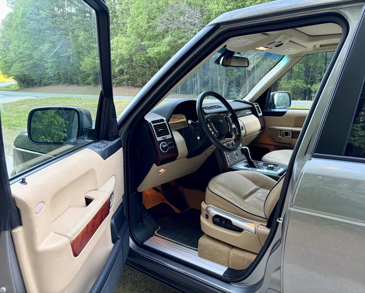 2011 Land Rover Range Rover HSE