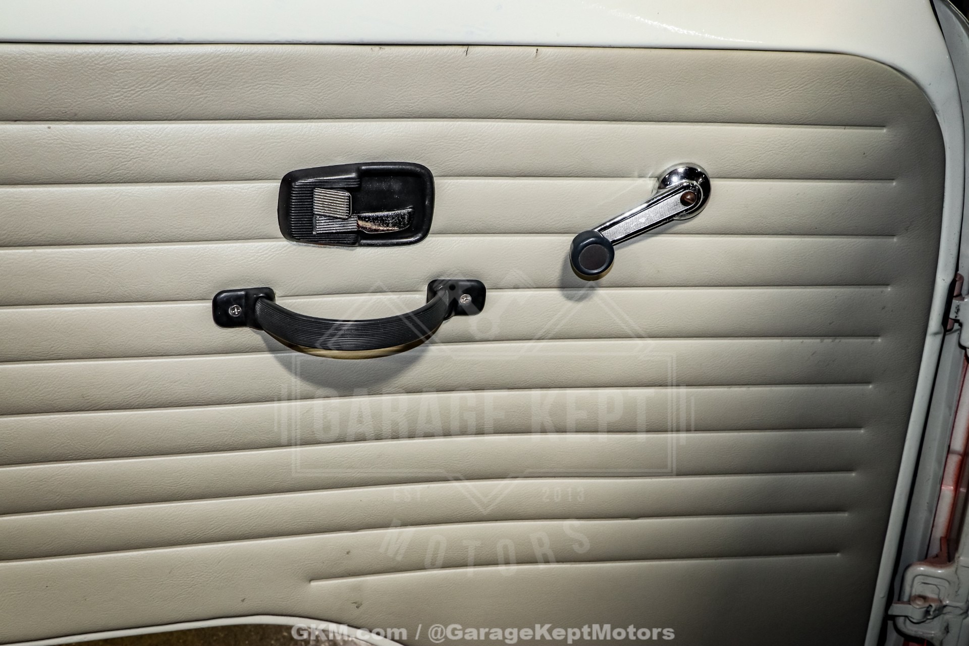 1971 Volkswagen Type 2 Bus