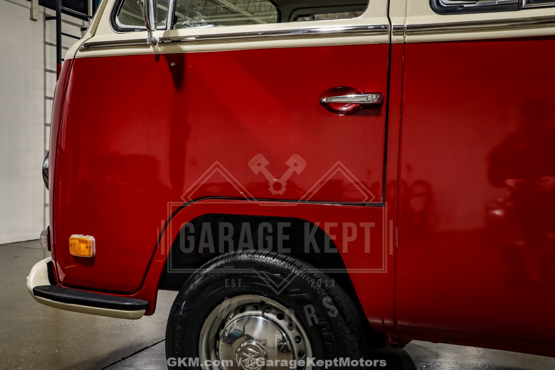 1971 Volkswagen Type 2 Bus