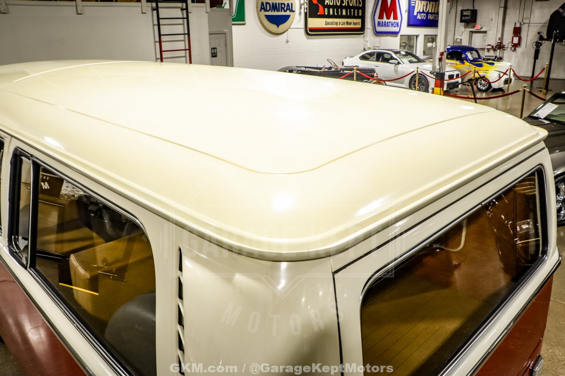 1971 Volkswagen Type 2 Bus