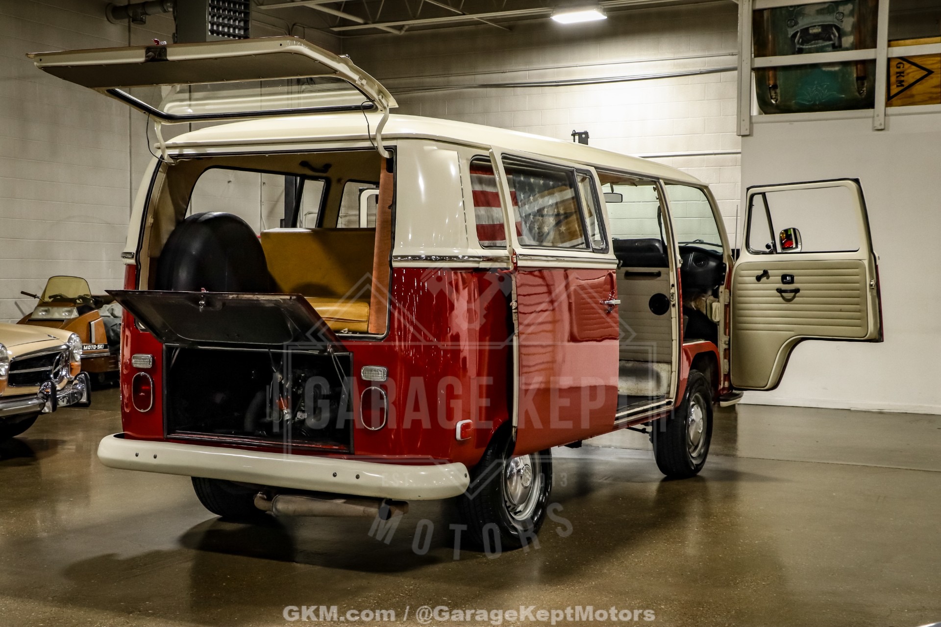 1971 Volkswagen Type 2 Bus