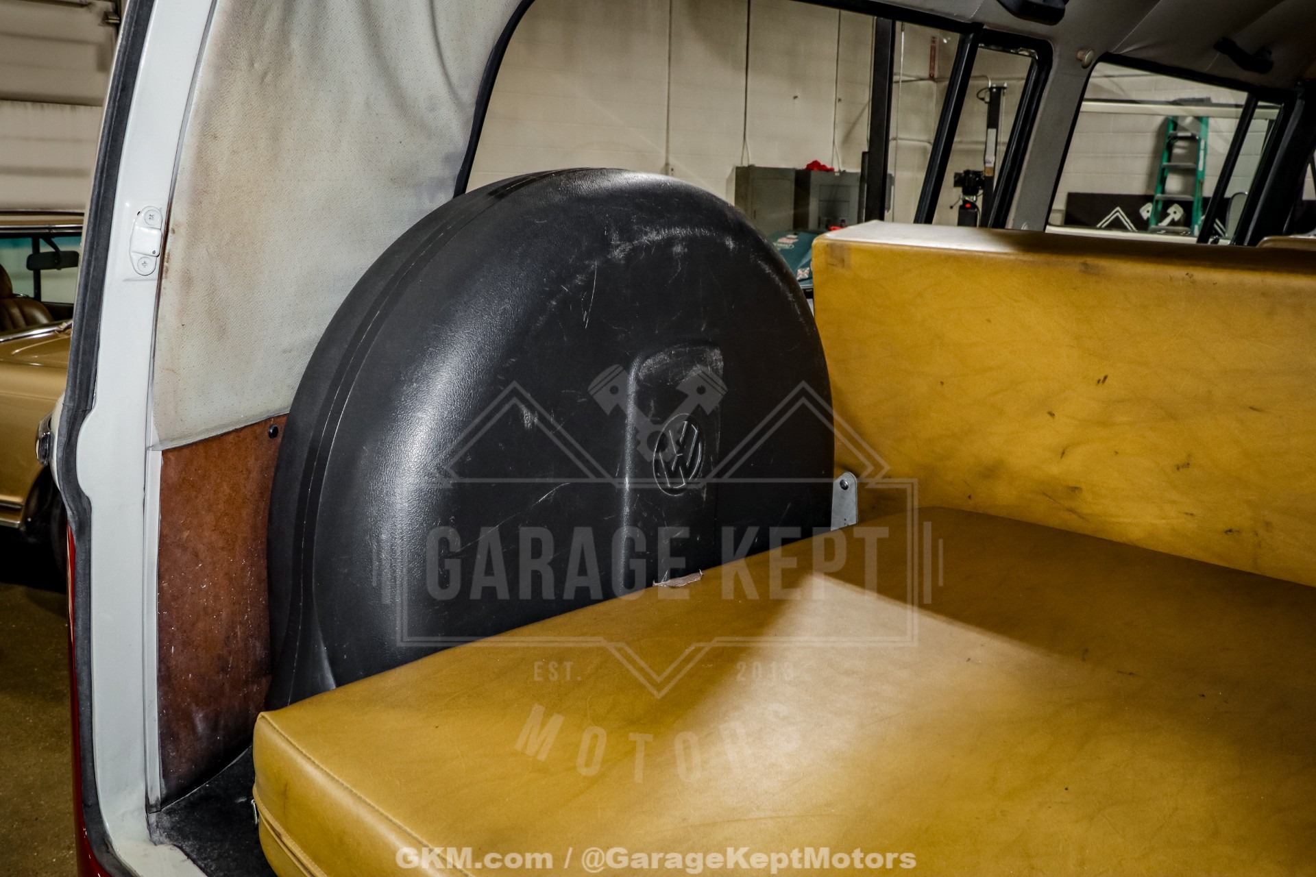 1971 Volkswagen Type 2 Bus