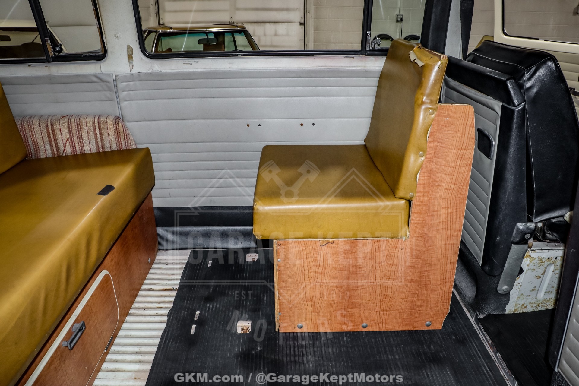 1971 Volkswagen Type 2 Bus