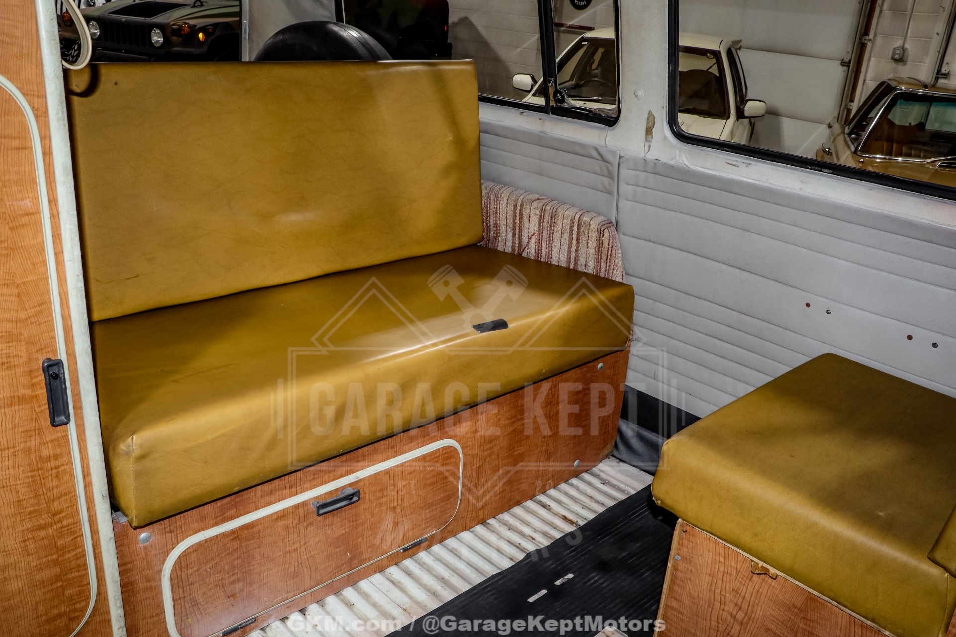 1971 Volkswagen Type 2 Bus