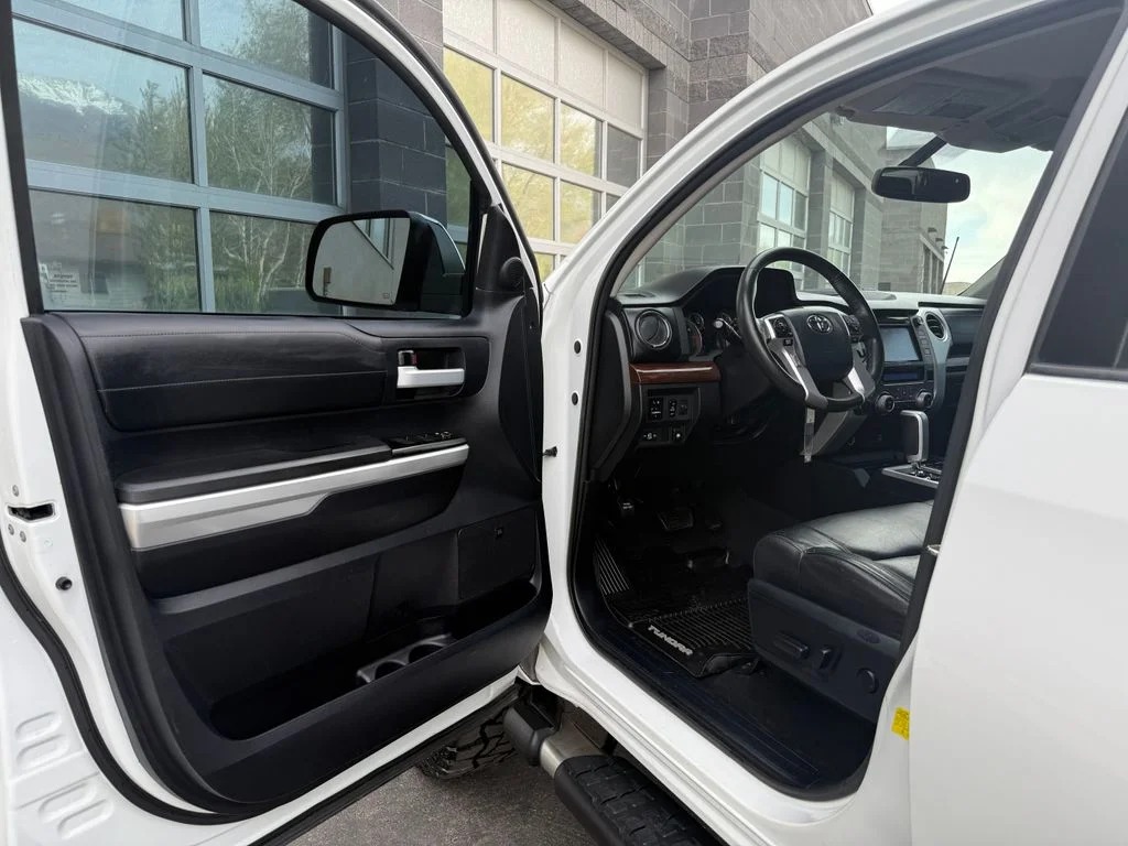 2014 Toyota Tundra Limited CrewMax